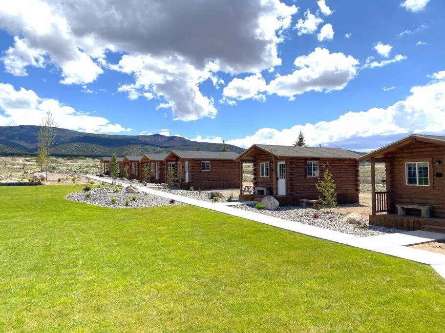 Thousand Lake Lodge at Capitol Reef view 5