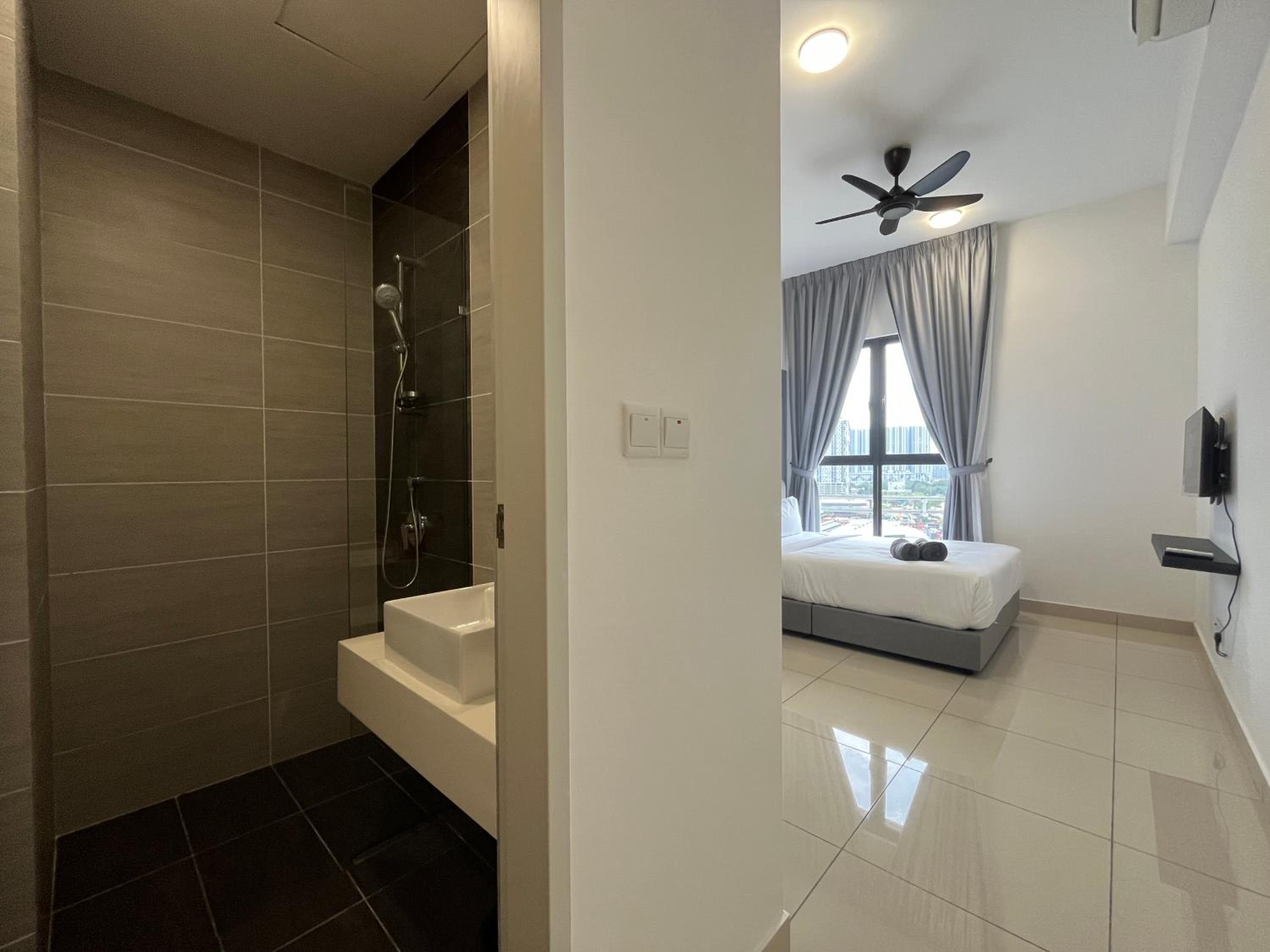 NJ Homestay AT TRION, KL