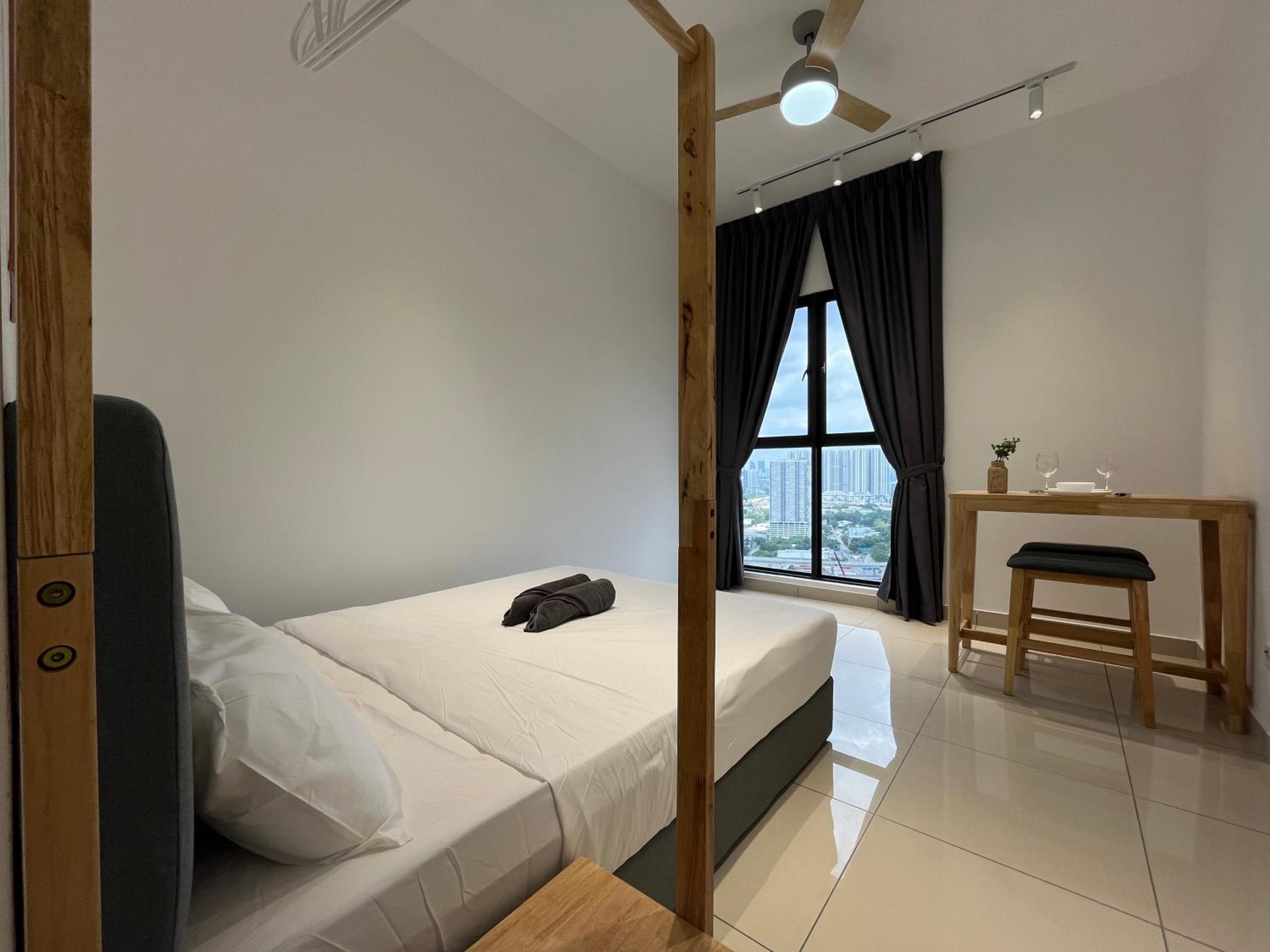 NJ Homestay AT TRION, KL