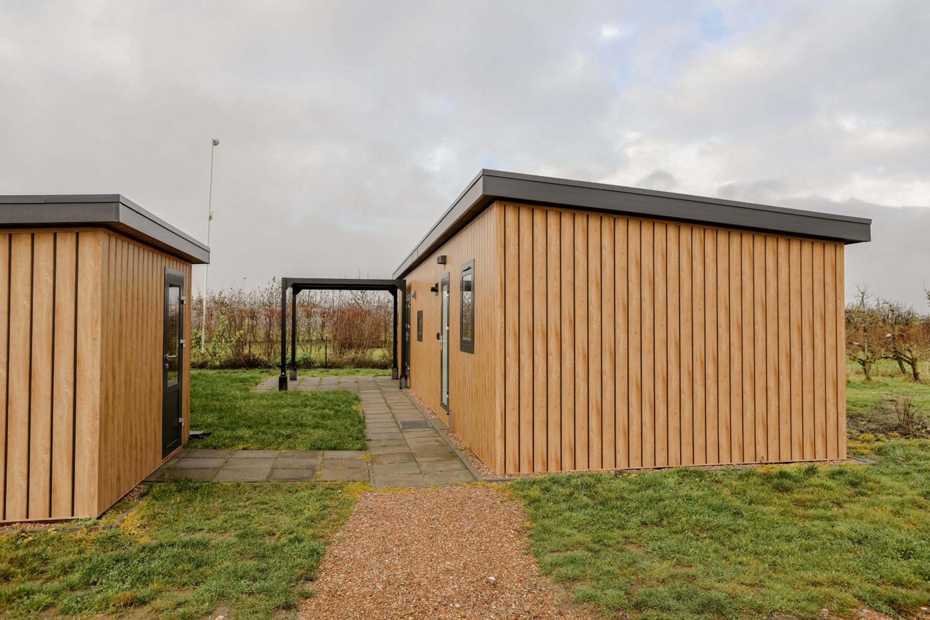Luxe chalet op minicamping in waarde met sauna