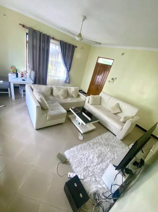 2 bedrooms cozy house for home makers view 4