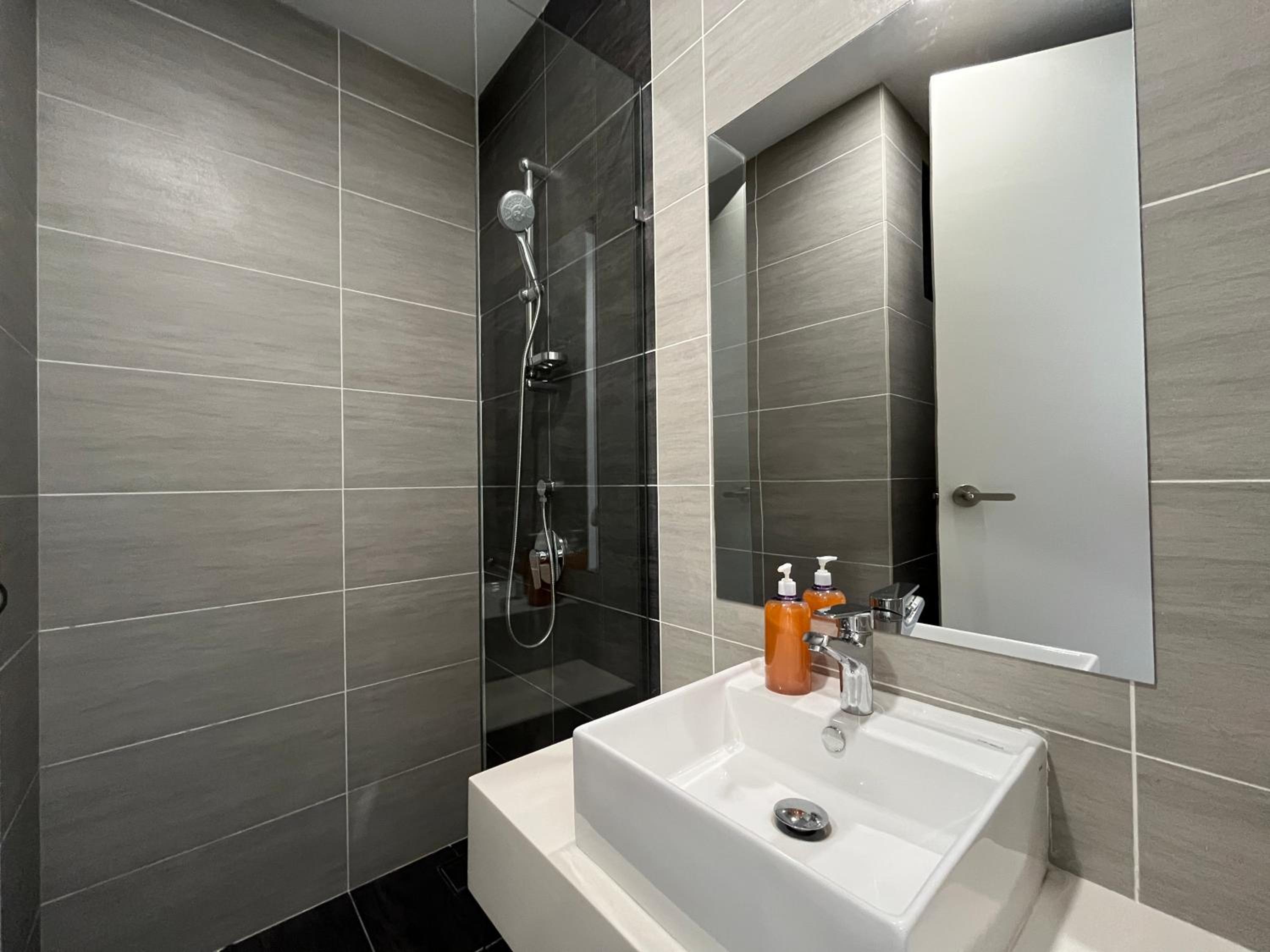 NJ Homestay AT TRION, KL