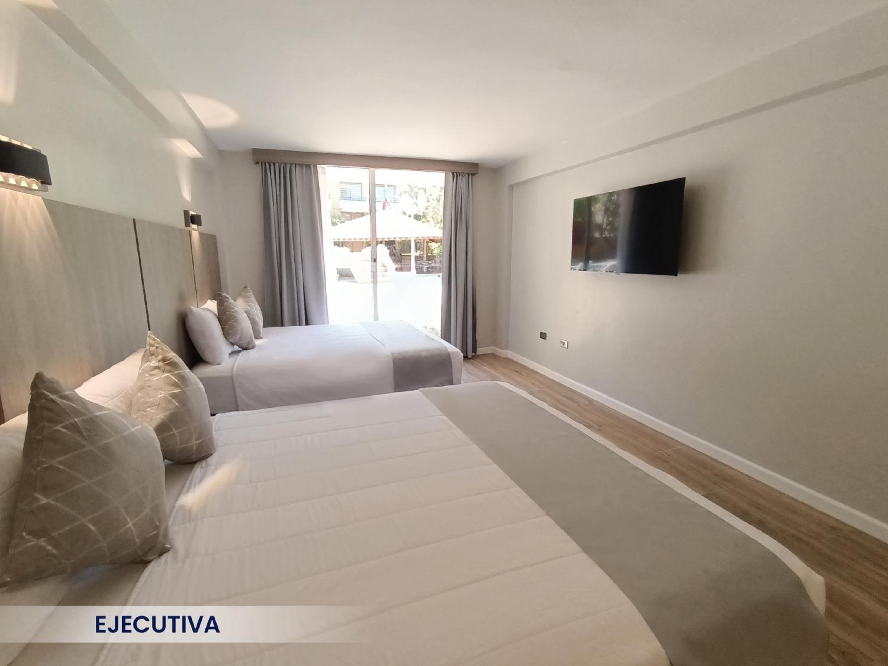 Hotel Margarita Dynasty - Photo 66