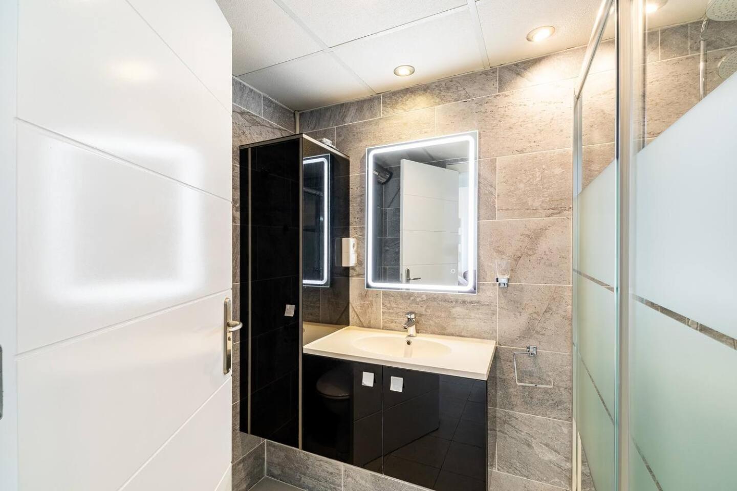 Lovely appartment with stunning sea view, 2nd floor view 4