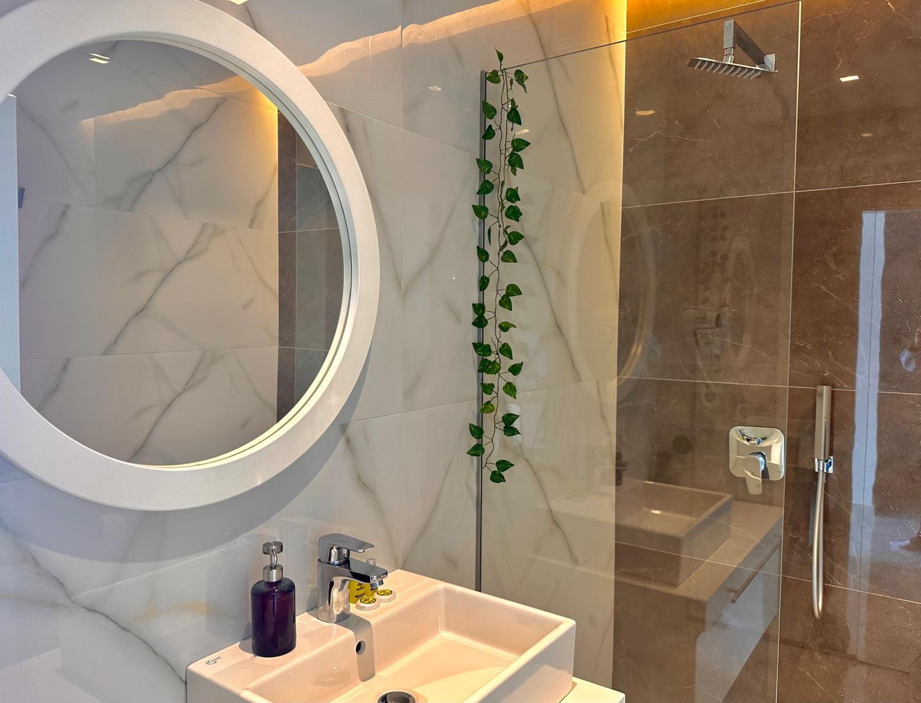 Sea Horizon Vsl Suites & Apartments