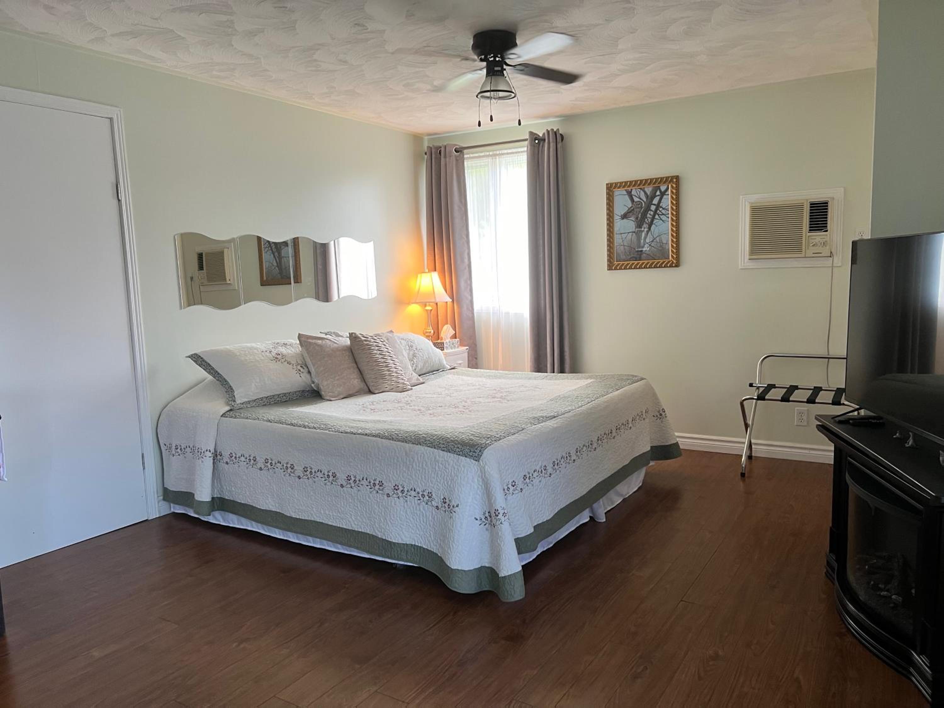 Liftlock Guest House
