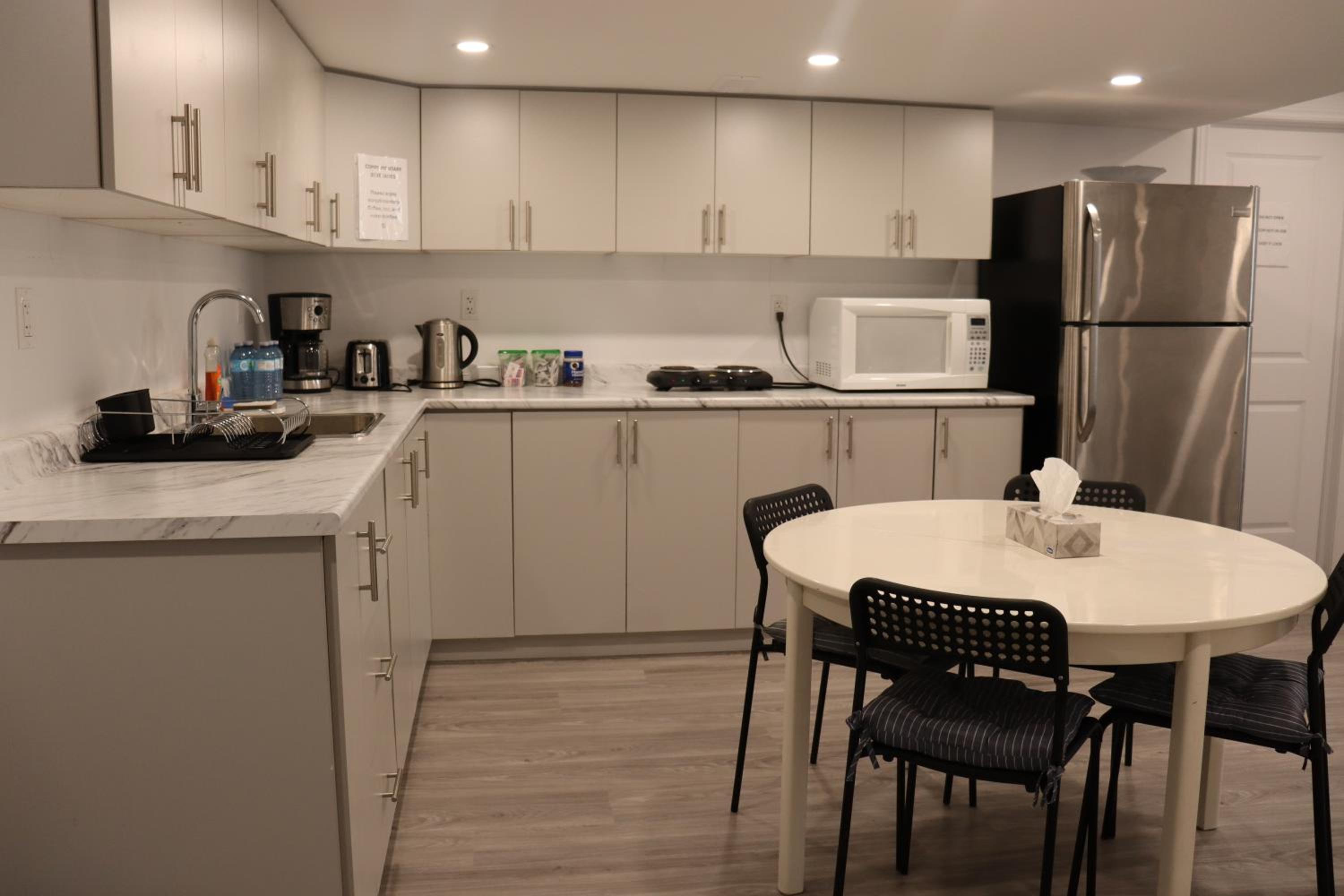 Spacious stay, 15 min to Niagara Falls & US border