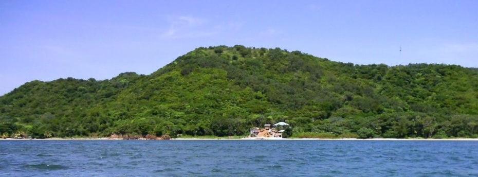 Guanaja Caribbean Cottages
