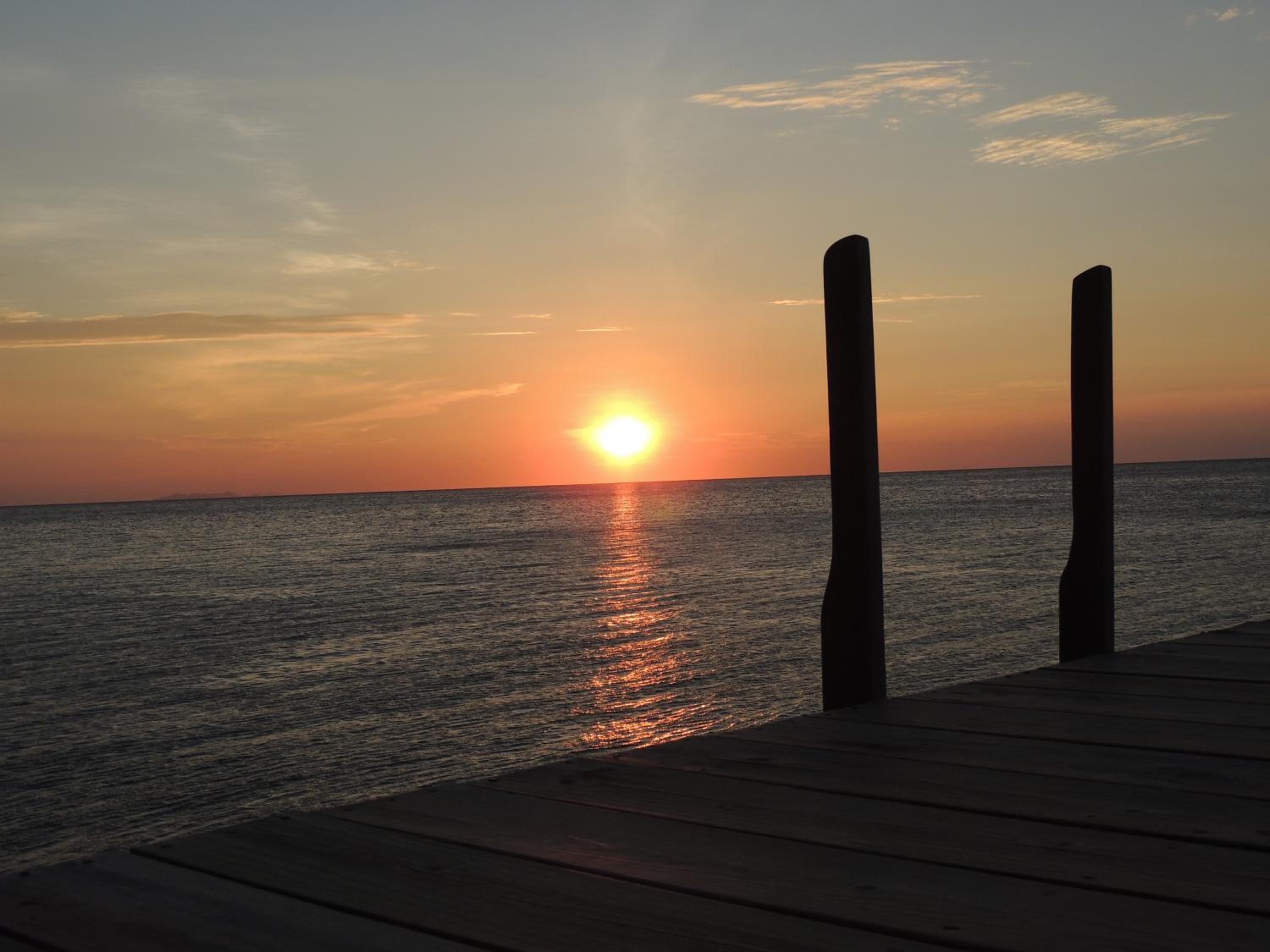 Guanaja Caribbean Cottages