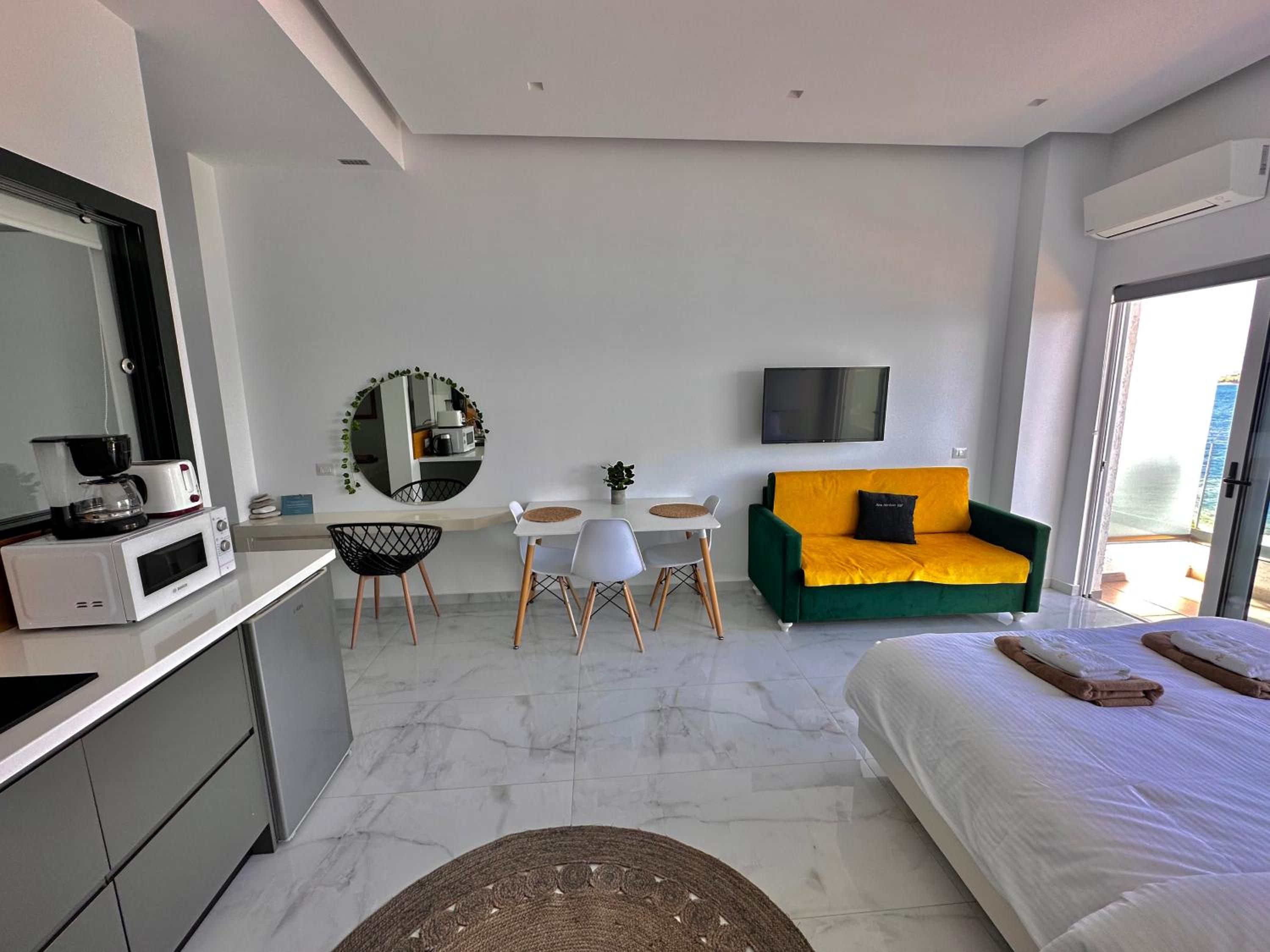 Sea Horizon Vsl Suites & Apartments