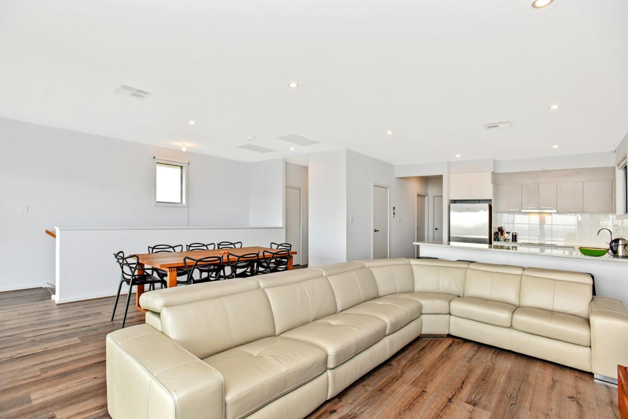 Avaya Sellicks Beachfront Getaway- Wifi