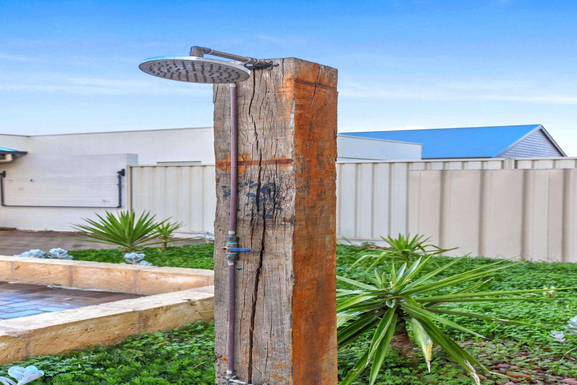 Avaya Sellicks Beachfront Getaway- Wifi
