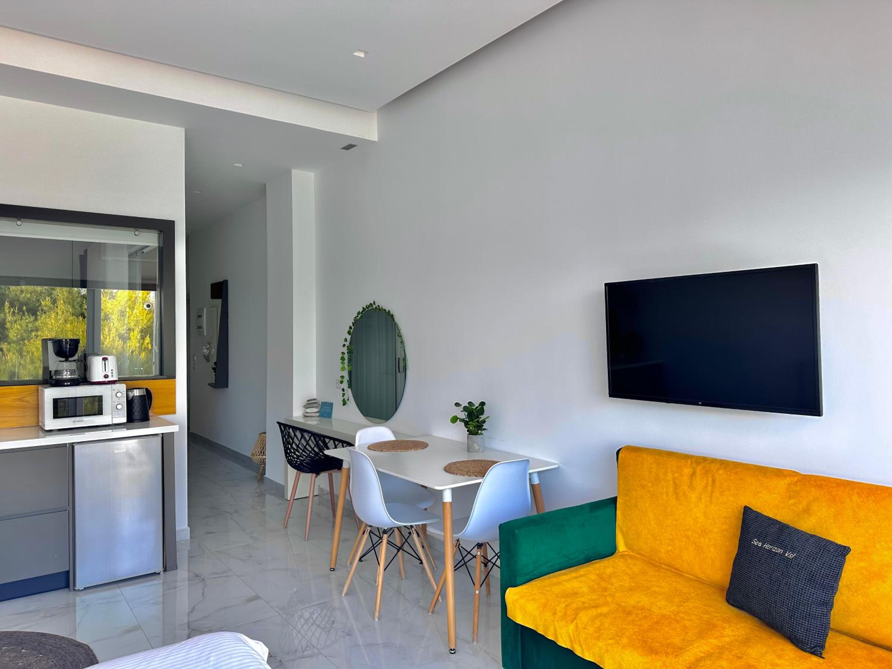 Sea Horizon Vsl Suites & Apartments