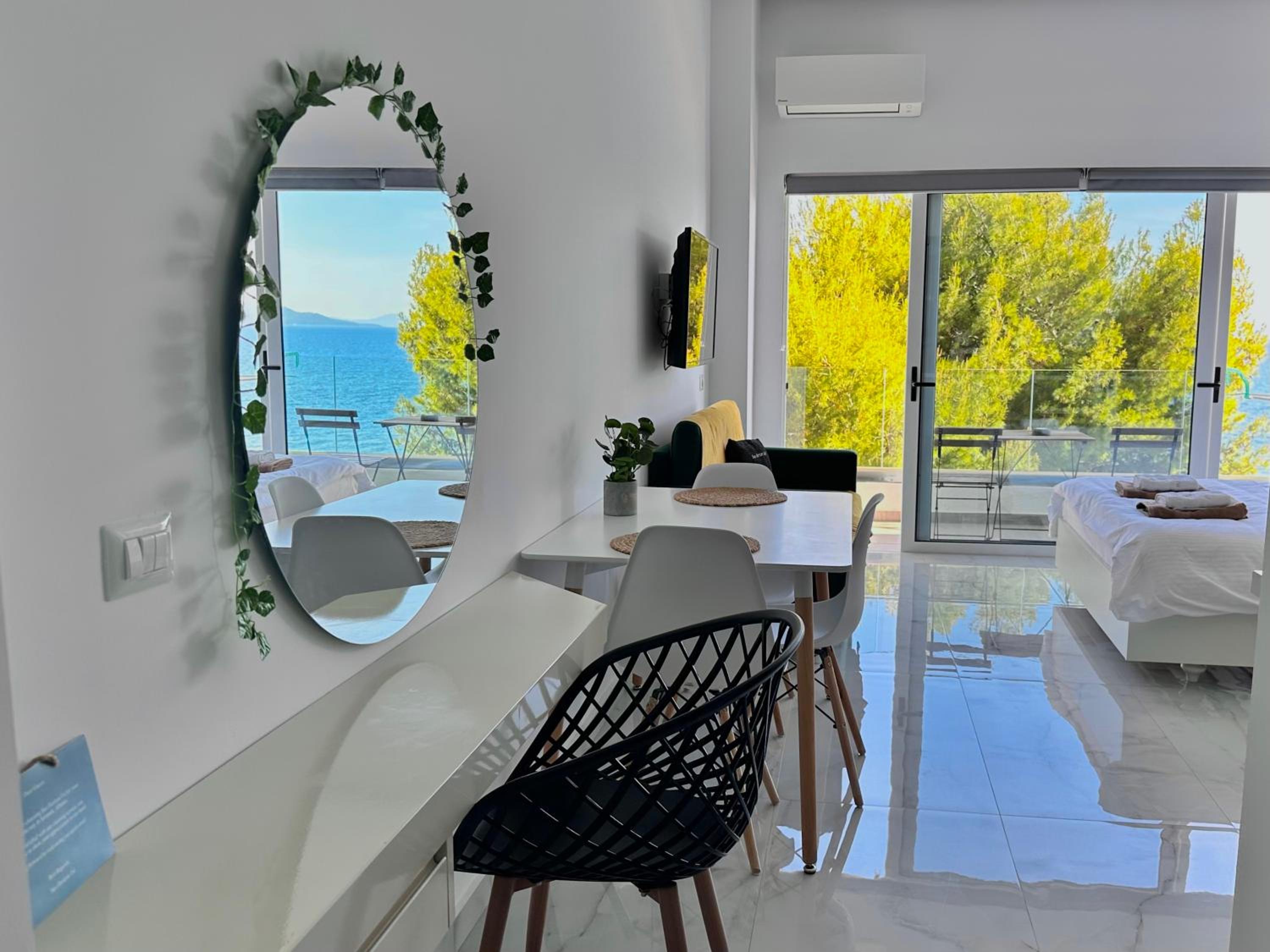 Sea Horizon Vsl Suites & Apartments