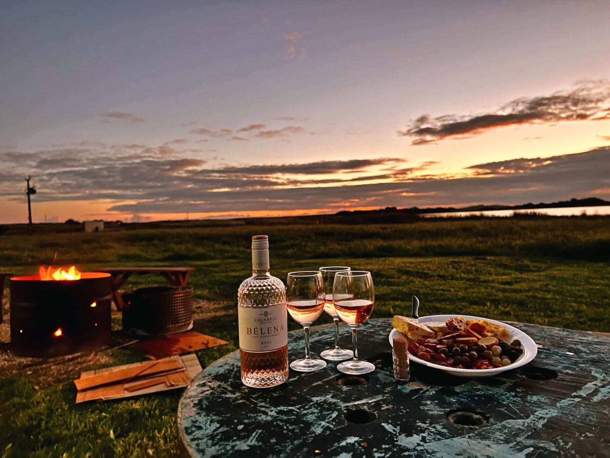 Unwind Private Island Getaway - Lakefront