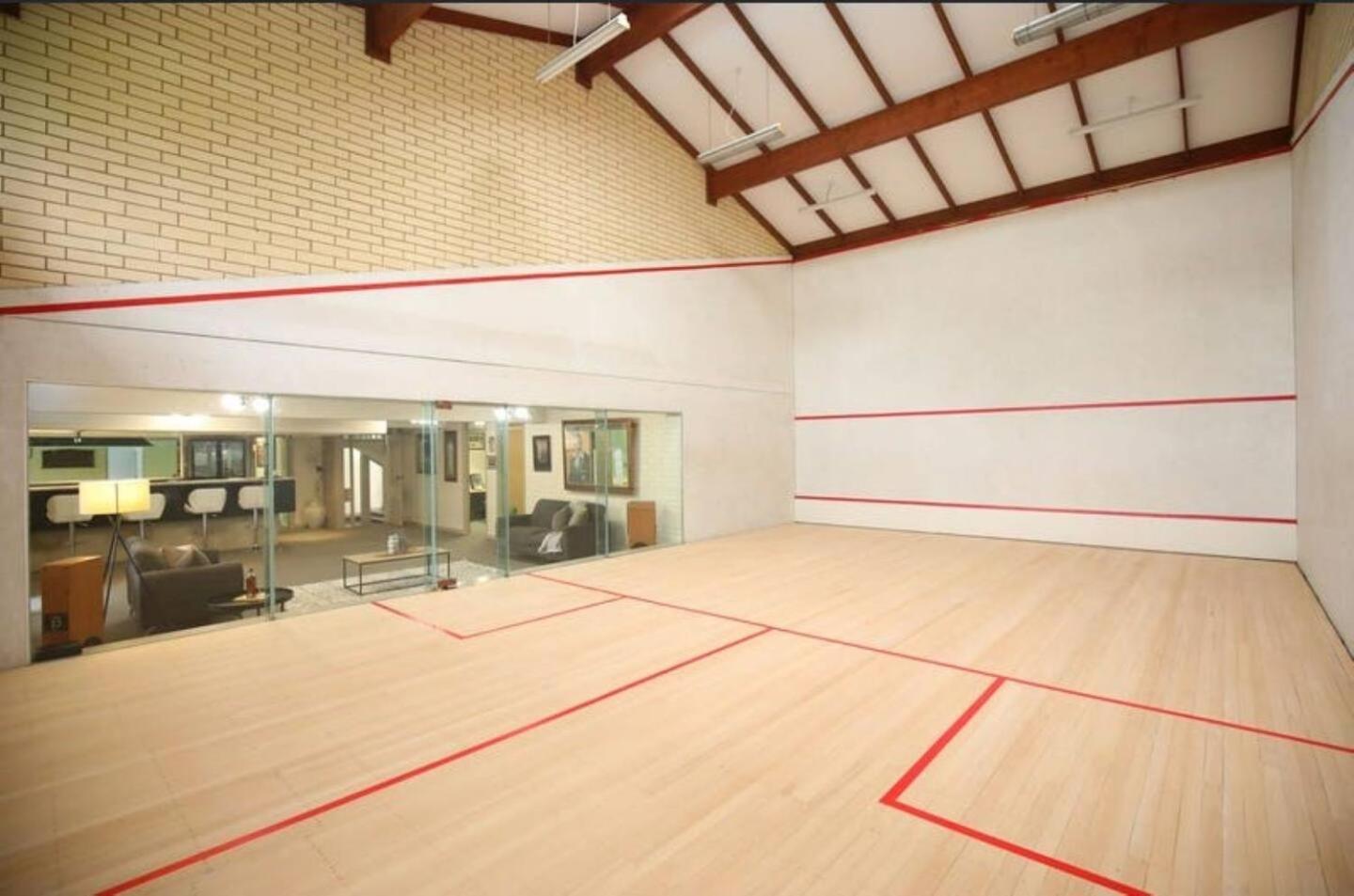 Hawthorndene Masterpiece Squash Court Pool