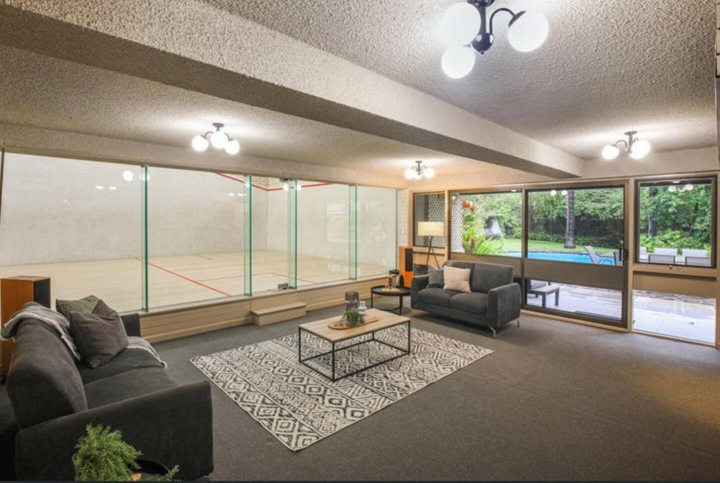 Hawthorndene Masterpiece Squash Court Pool