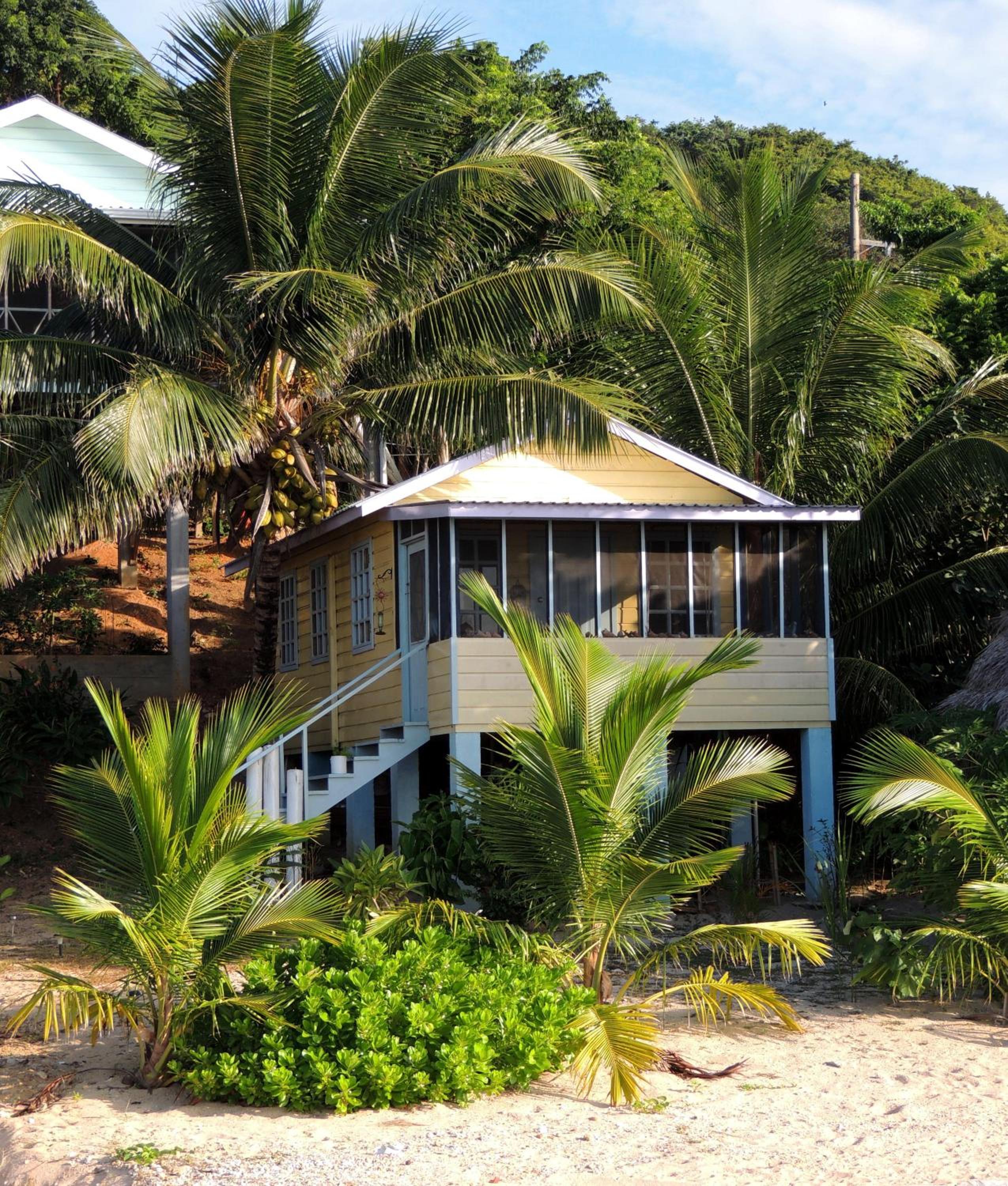 Guanaja Caribbean Cottages