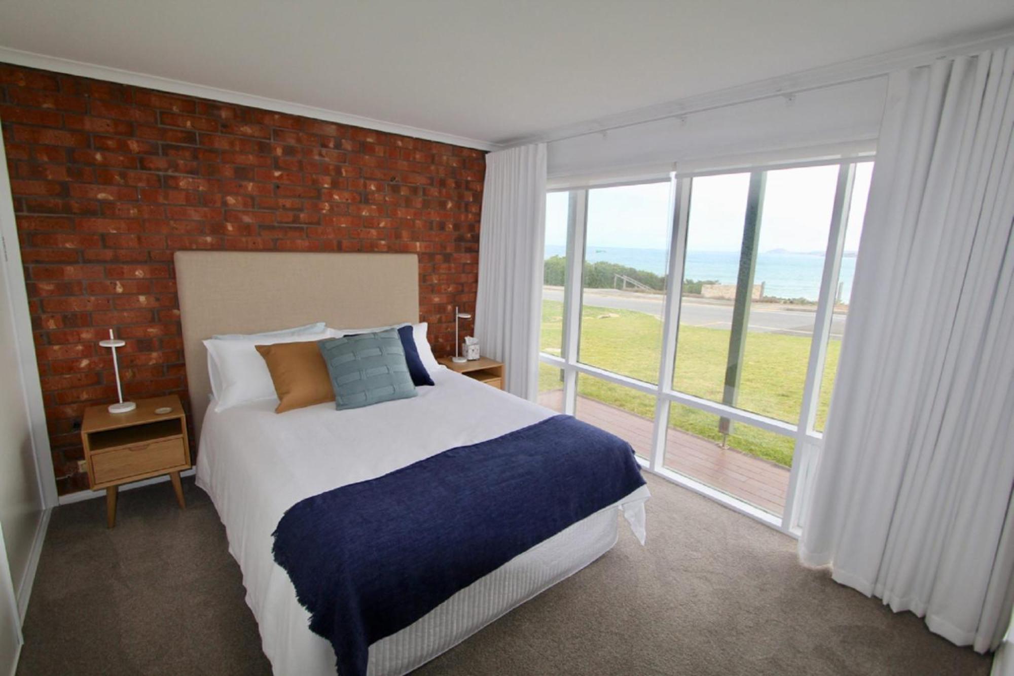 Southern Sands' Beachfront Apartment