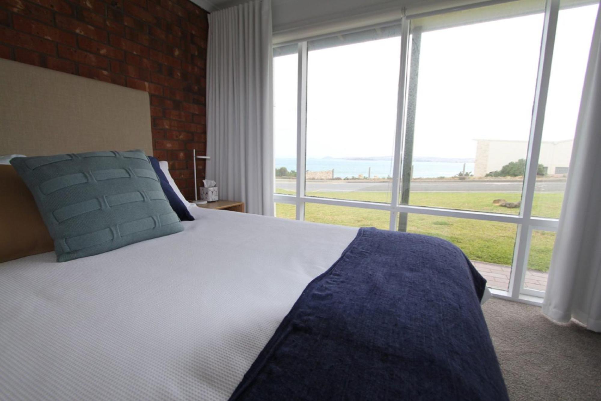 Southern Sands' Beachfront Apartment