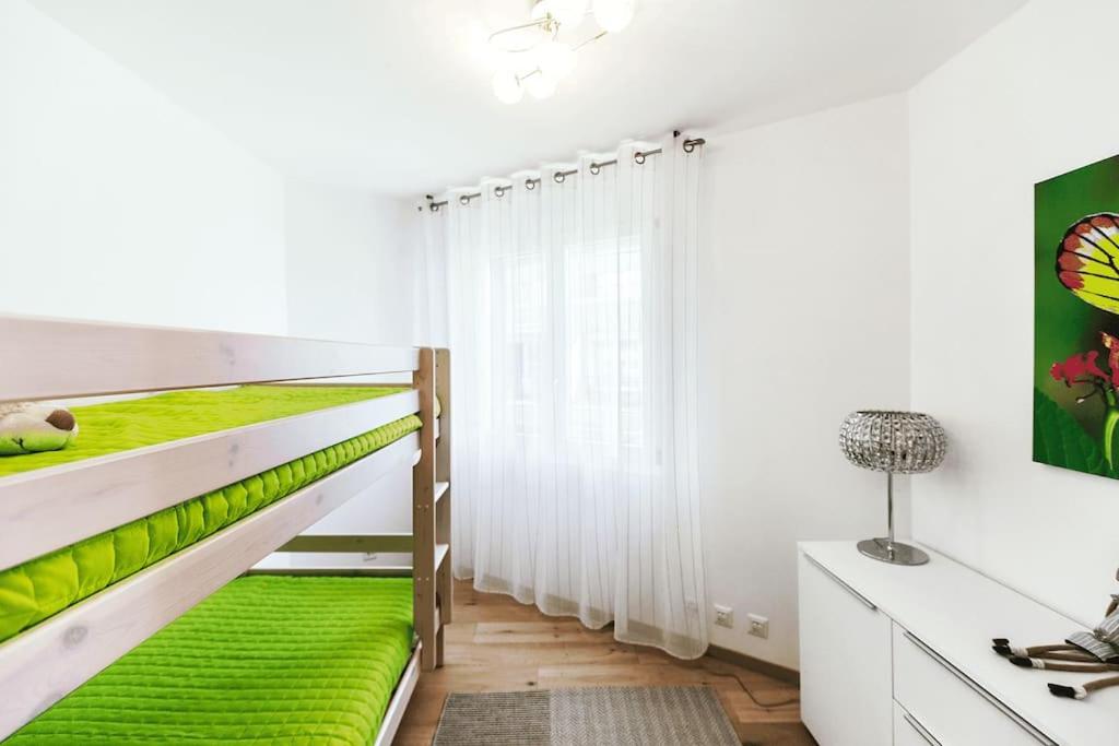 Montreux Lake View Apartment 4 Bedrooms