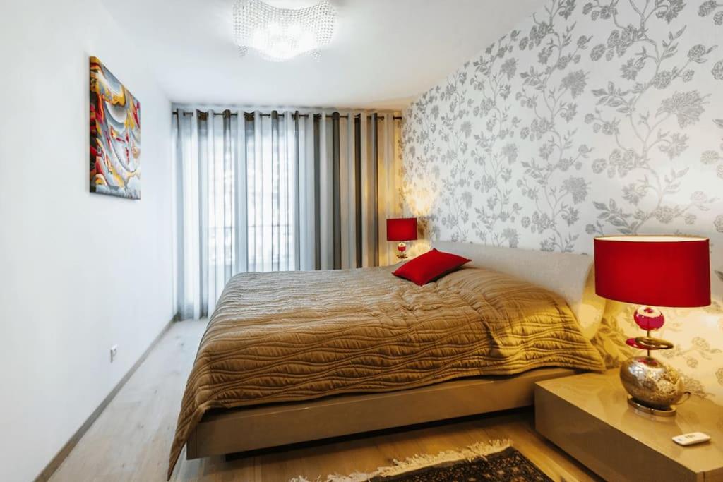 Montreux Lake View Apartment 4 Bedrooms