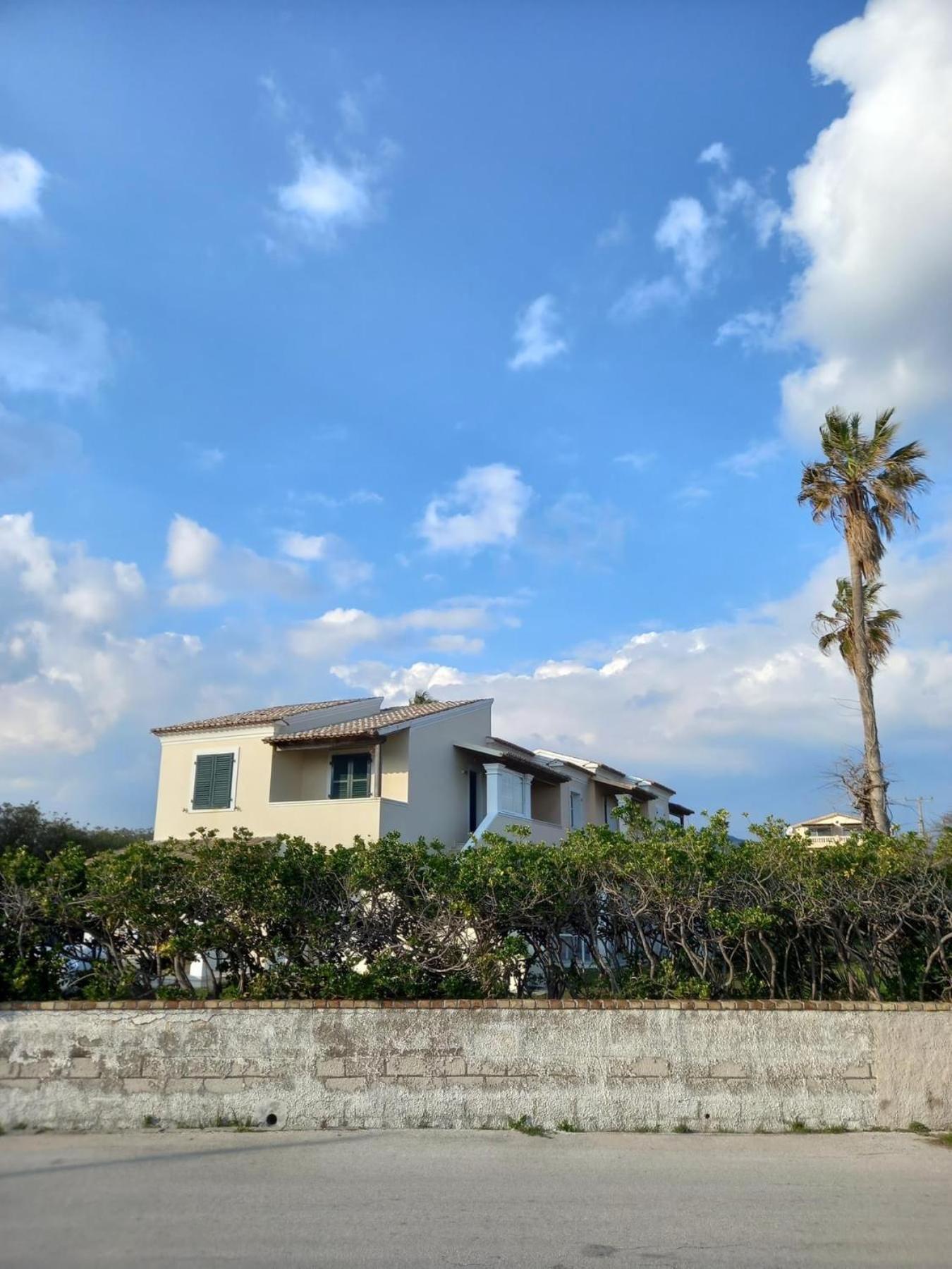 Oleander Apartment