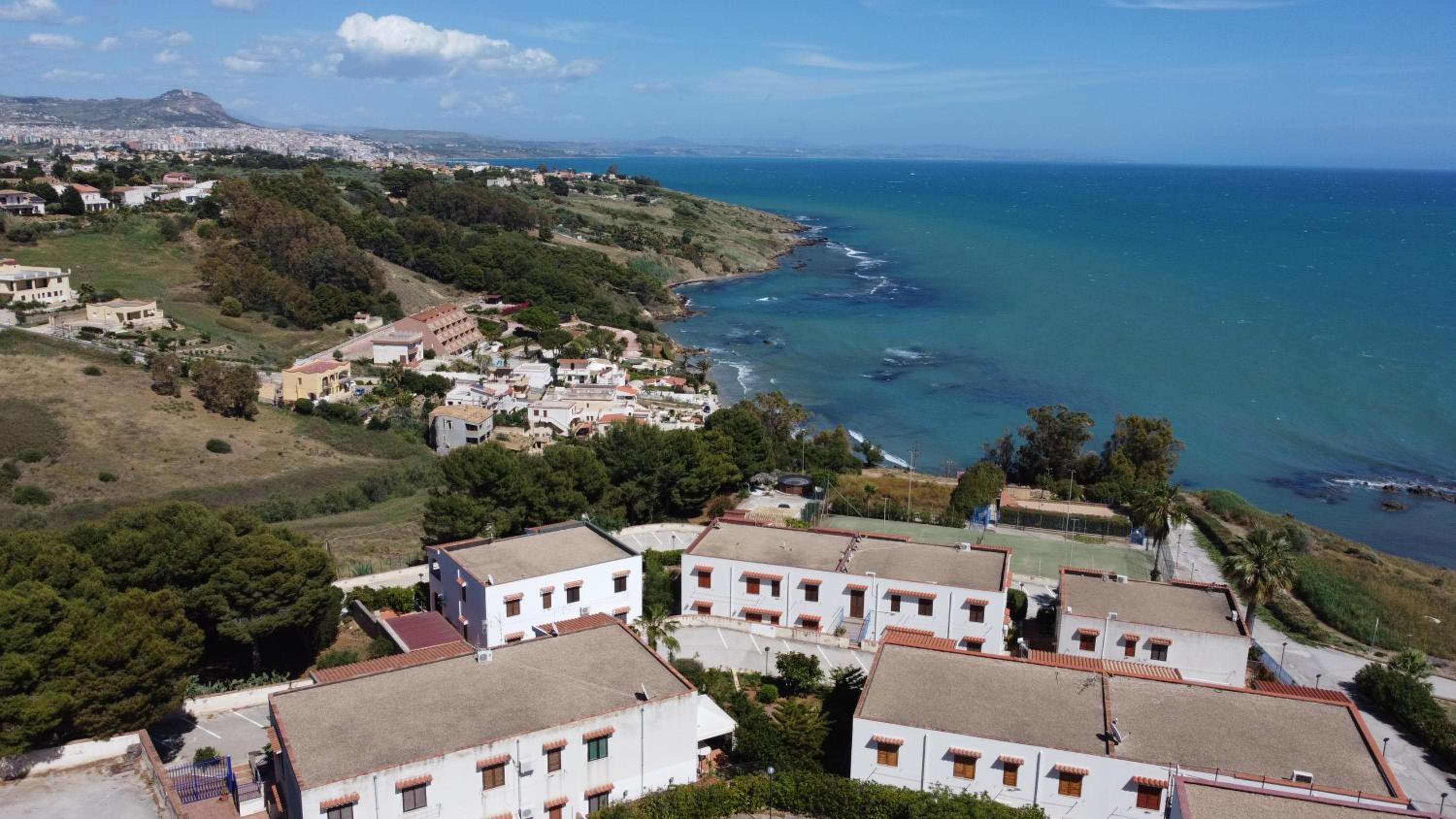 Luxury Holiday Home - Embarcadero Riva Ovest view 5