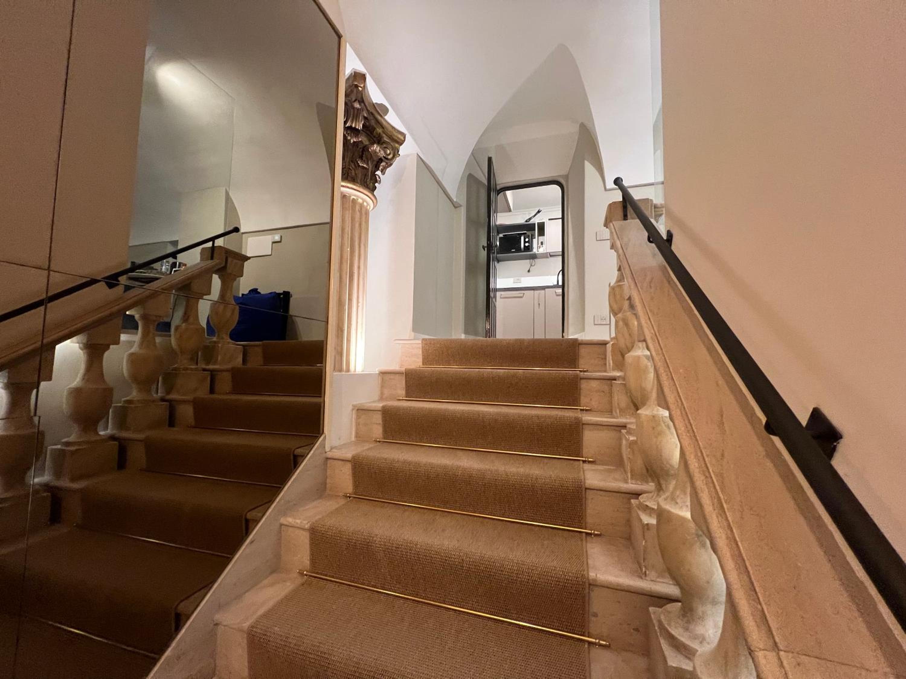 Rome luxury blue suites- IMPERIAL