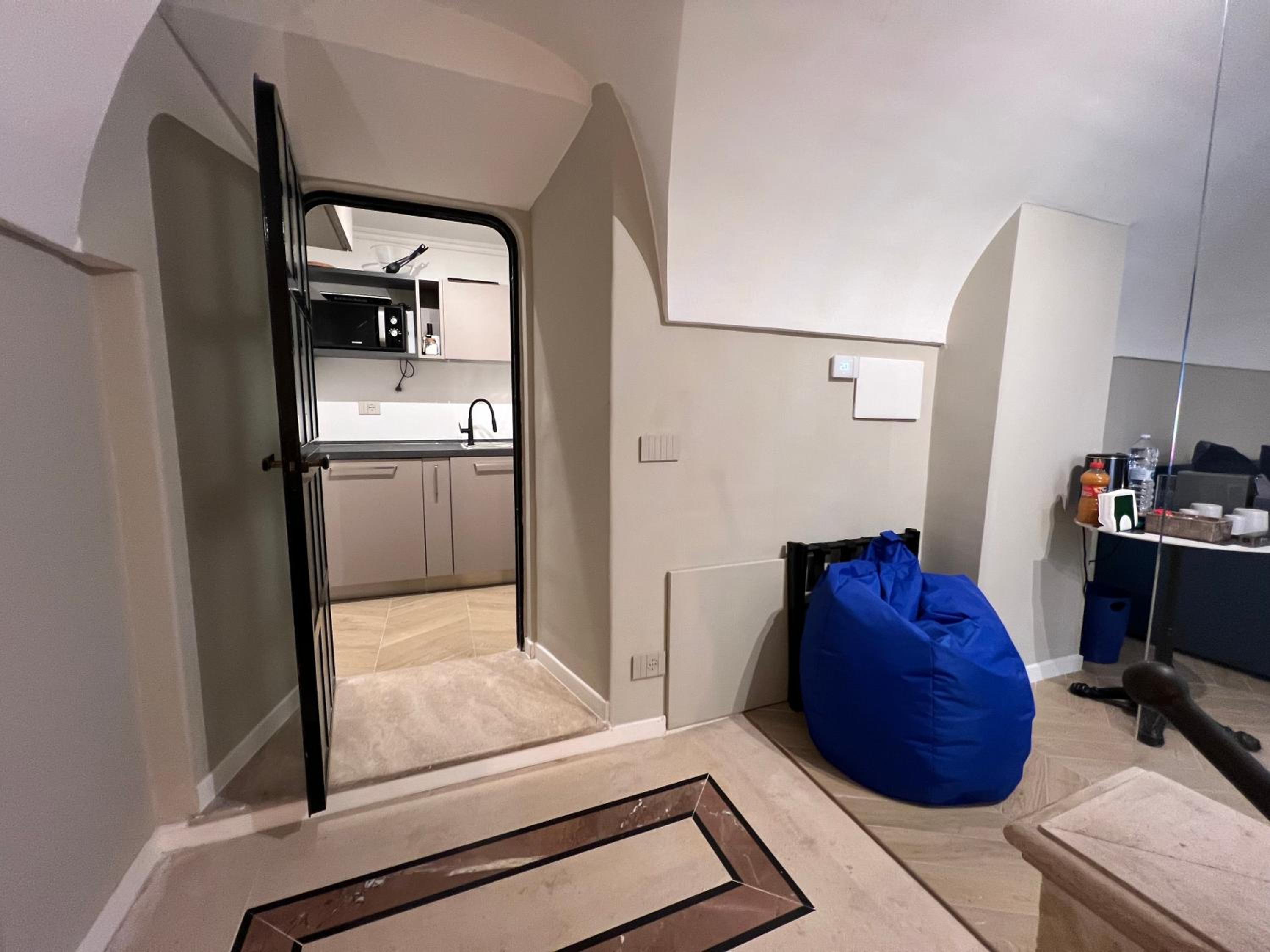Rome luxury blue suites- IMPERIAL