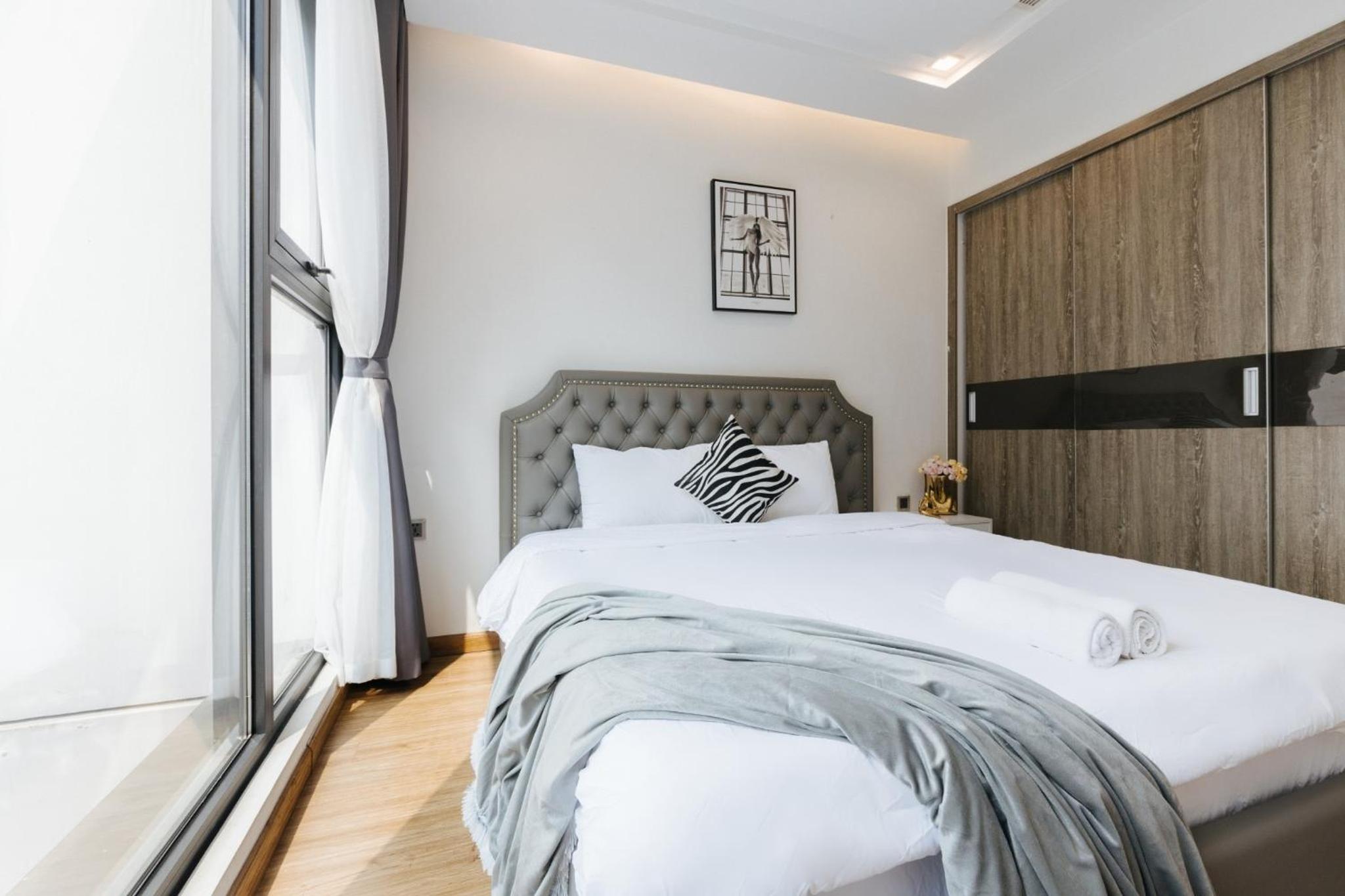Lynn Housing- Vinhomes Metropolis- LUX. Apartment system