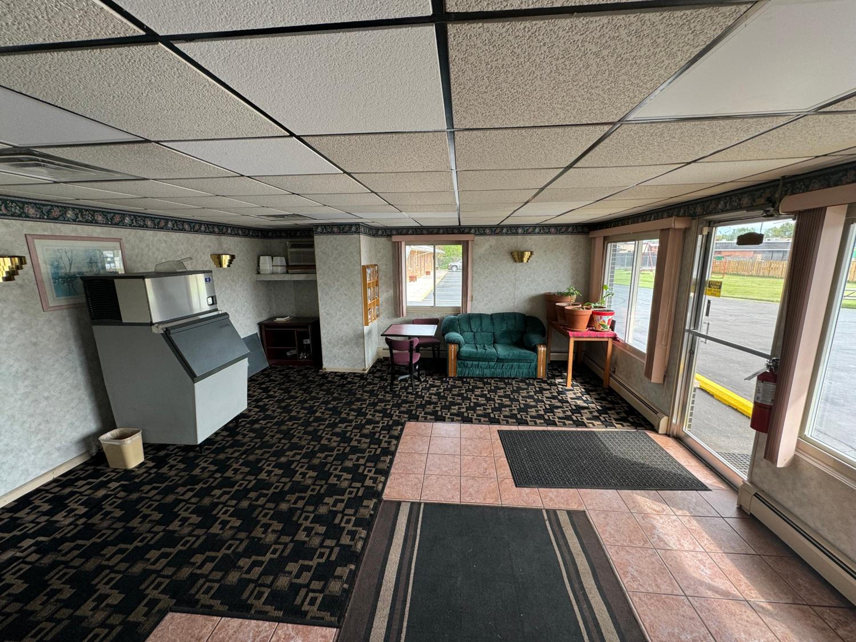 Euclid Motel