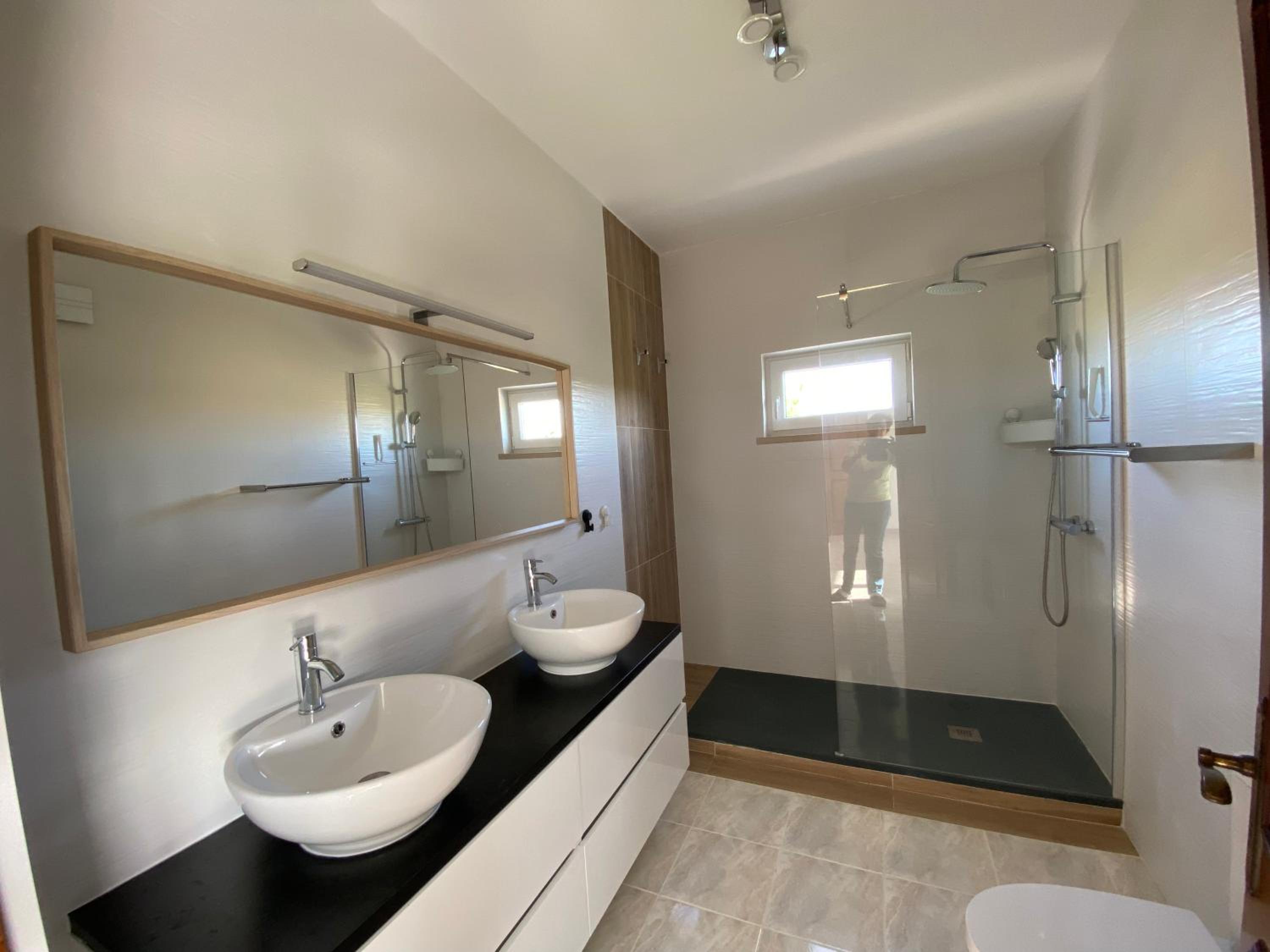 GRANDE VILLA LORIDA view 2