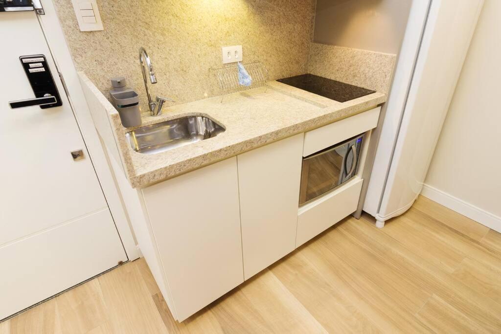Studio Moderno Ap 56 Soho Life