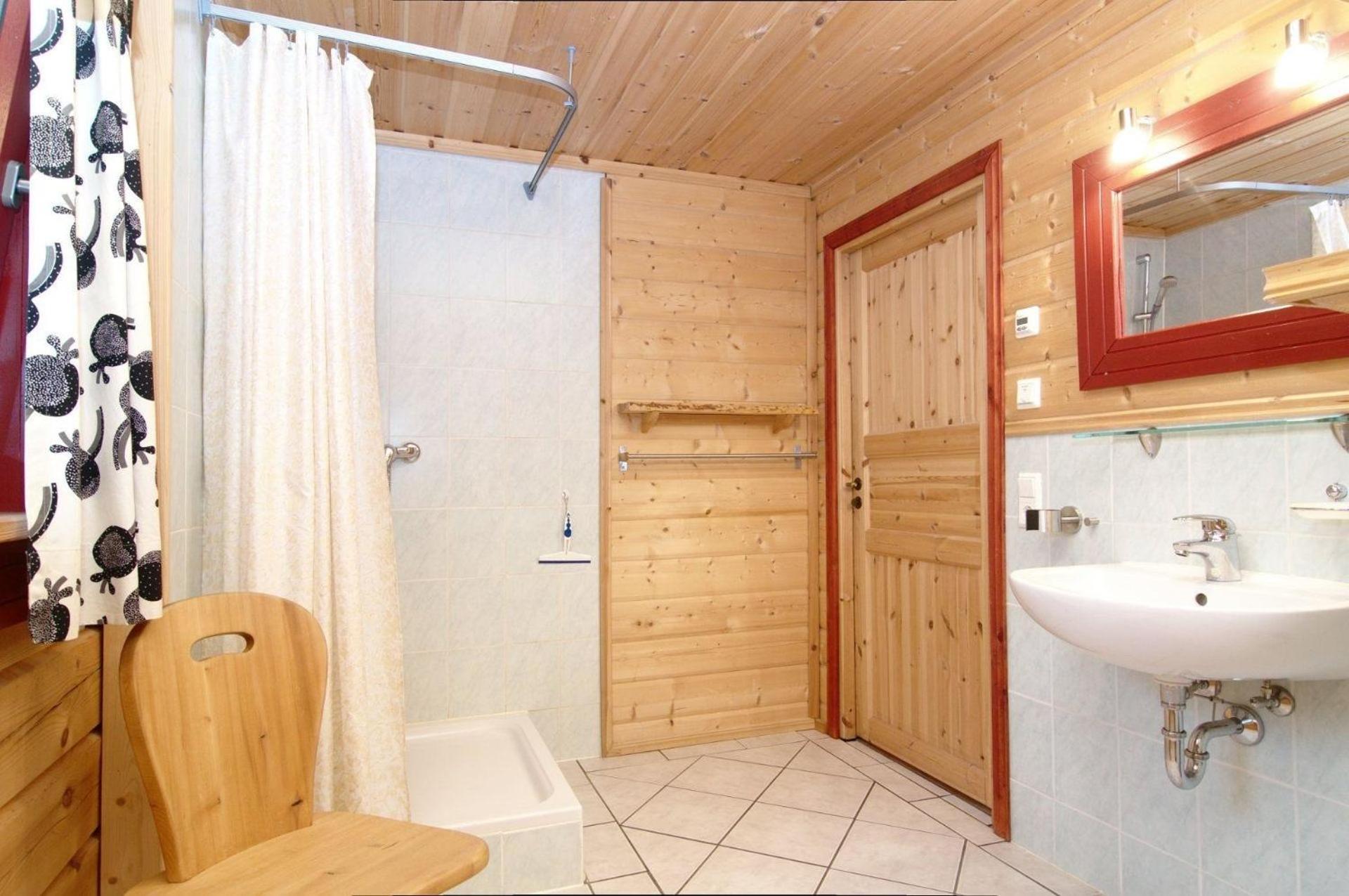 Charmantes Blockhaus, Sauna und Kamin view 5