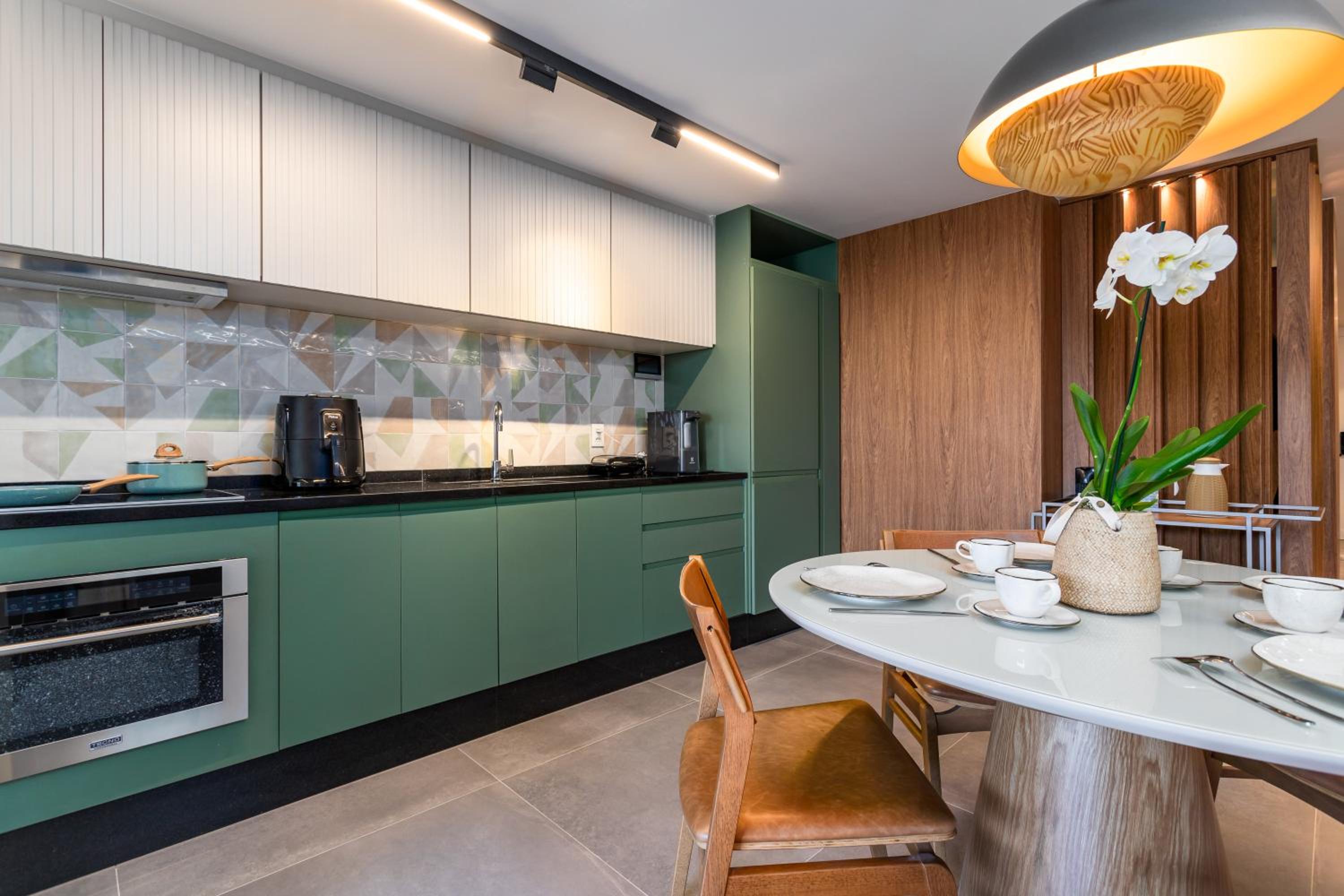 Luxuosos Apartamentos por Temporada na Atlântica à Beira-Mar, Copacabana