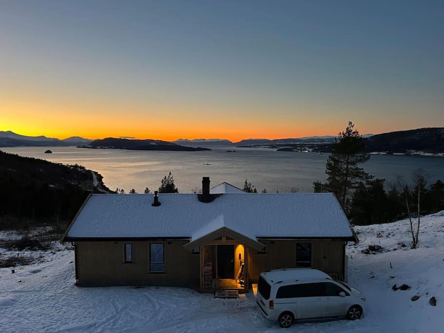 Fjord-Holiday-Lodge mit atemberaubendem Panorama