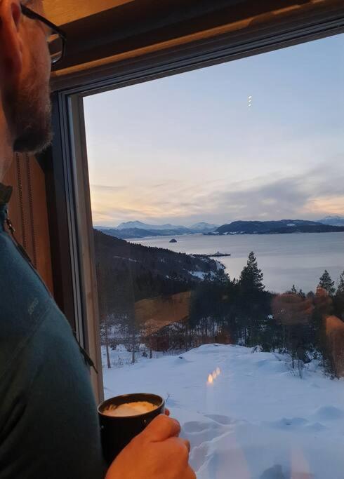 Fjord-Holiday-Lodge mit atemberaubendem Panorama