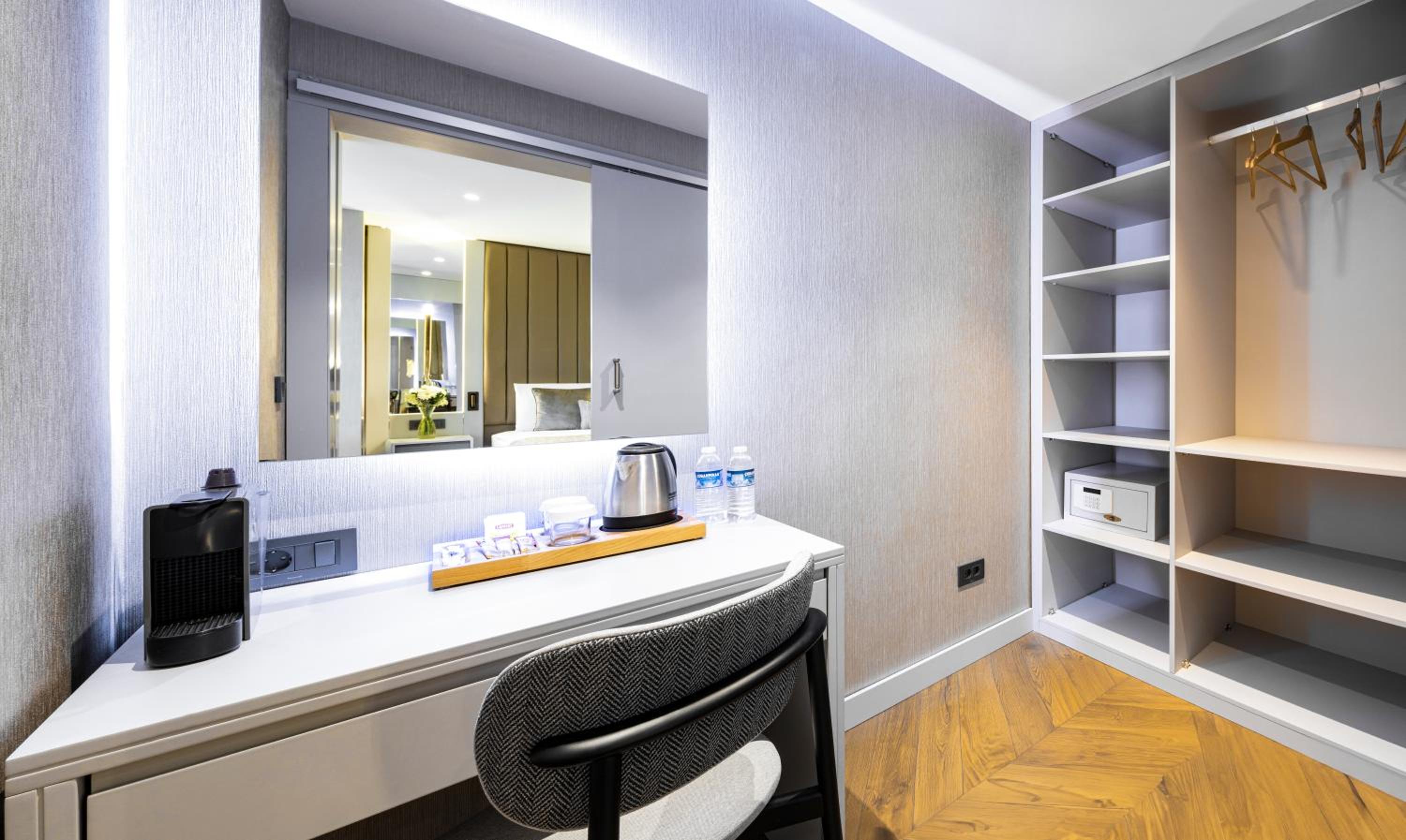 Rast Hotel Sultanahmet - Image 11