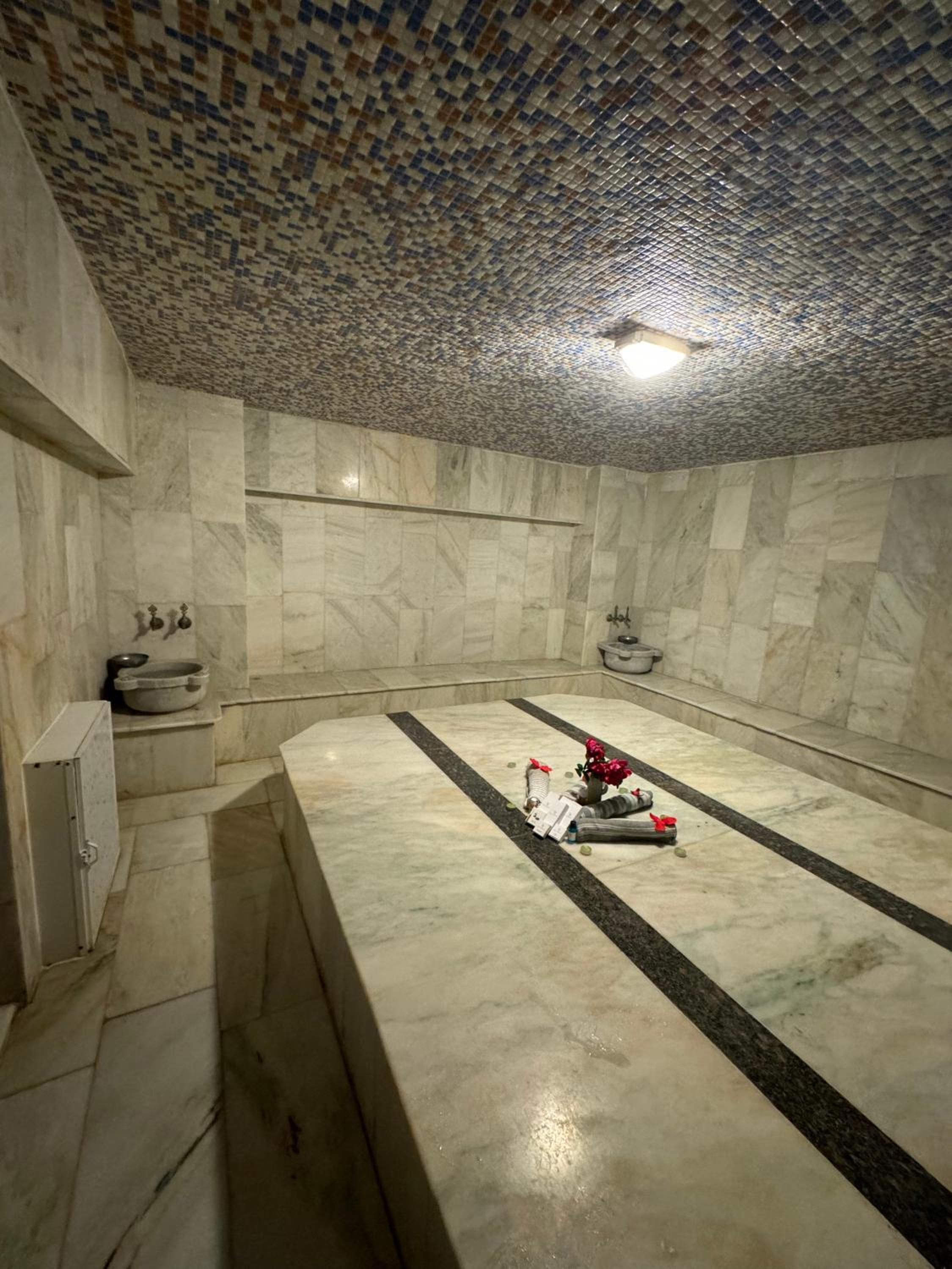 Far Life Hotel - Image 186