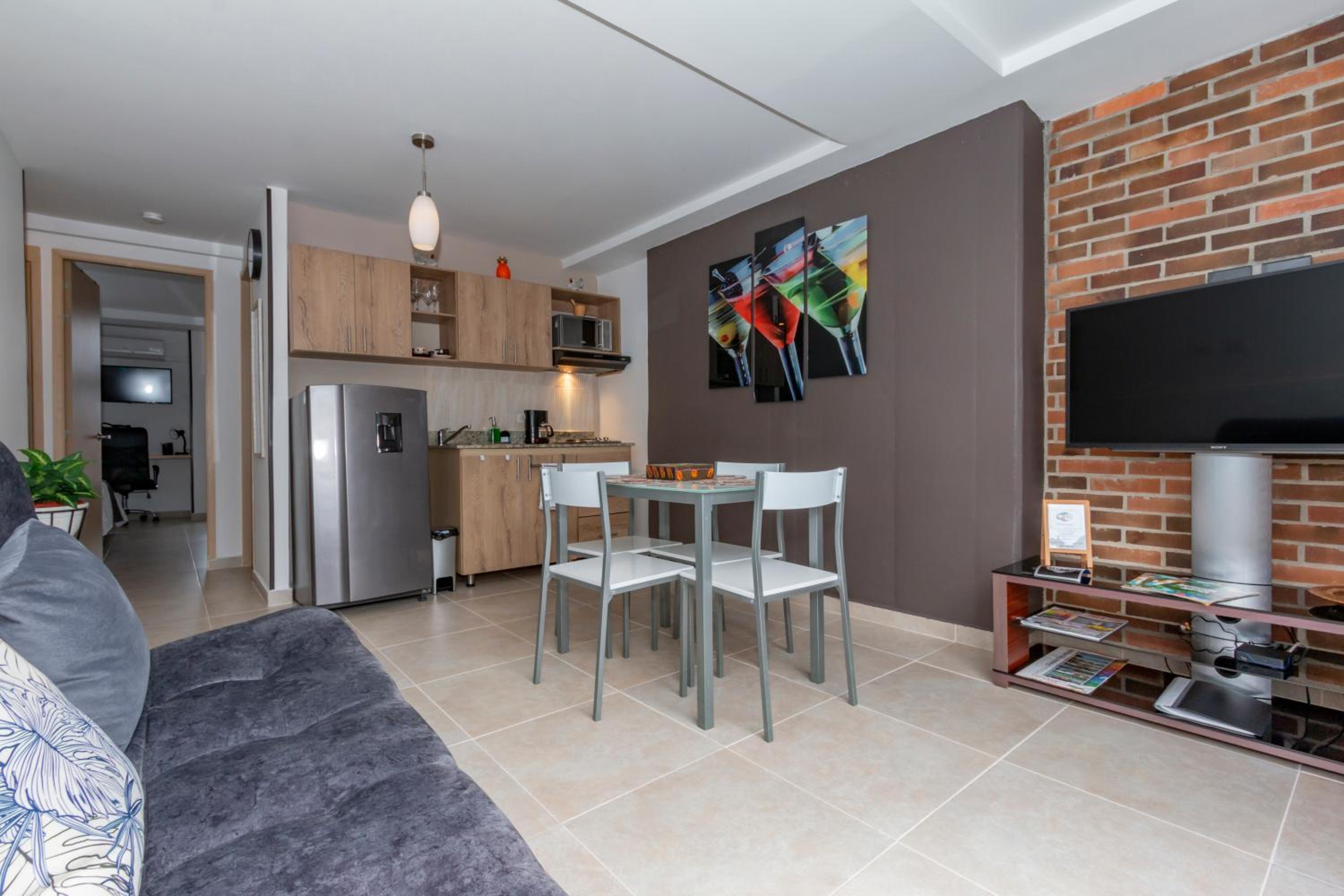 Apartamento central en zona comercial