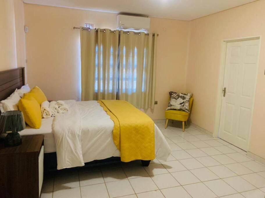 Rest and Work at Los Abrigos Villa in Molepolole