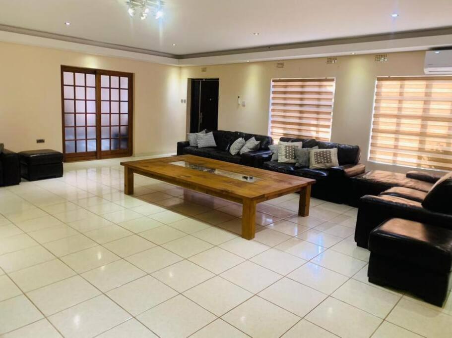 Rest and Work at Los Abrigos Villa in Molepolole