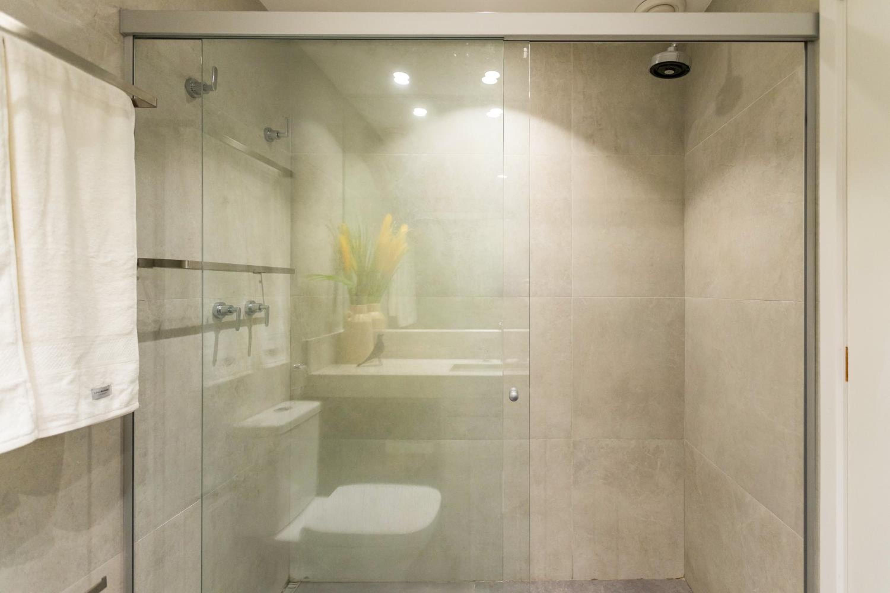 Luxuosos Apartamentos por Temporada na Atlântica à Beira-Mar, Copacabana