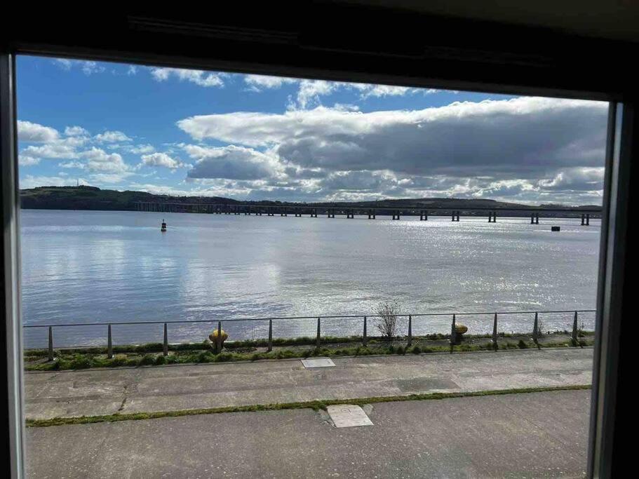 Marine parade apartment with river view view 2