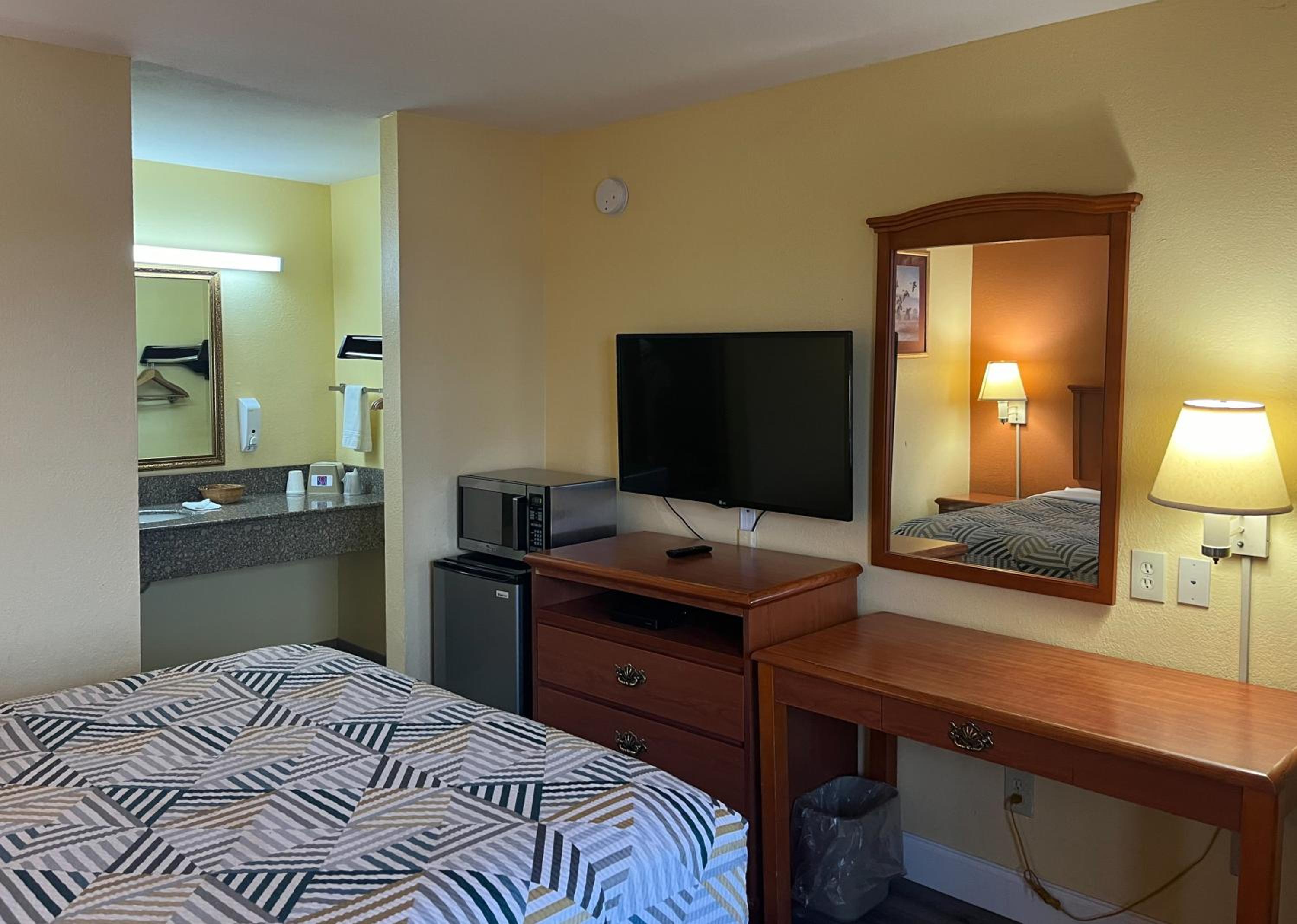 Motel 6 Morrilton, AR - Property Image 15