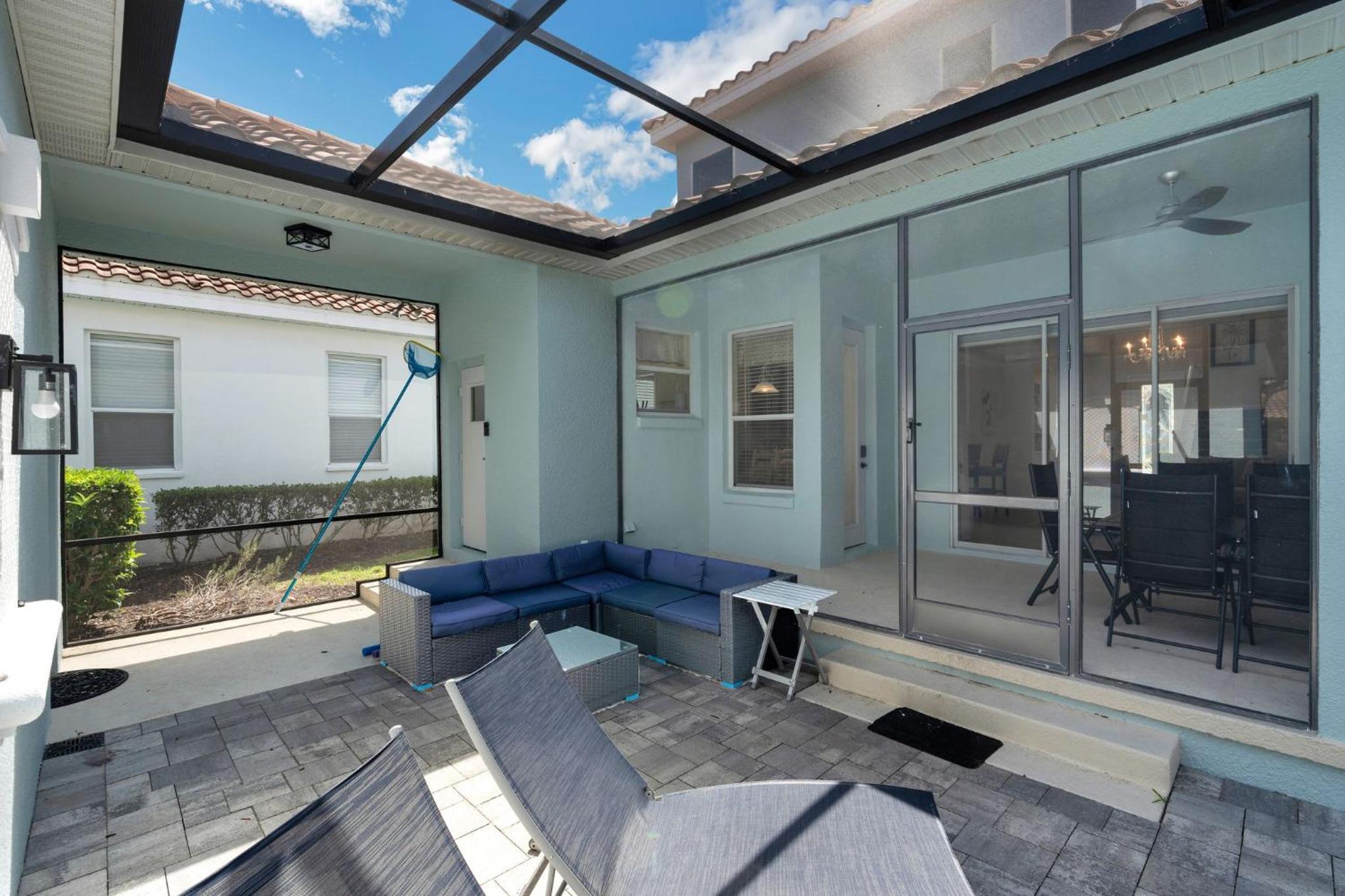 Photo 33
