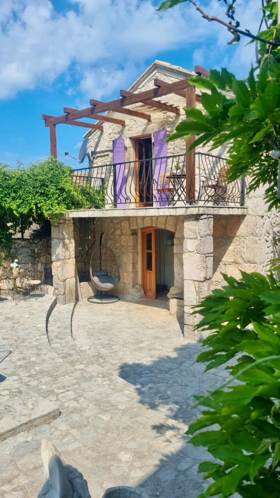 Villa Lapis