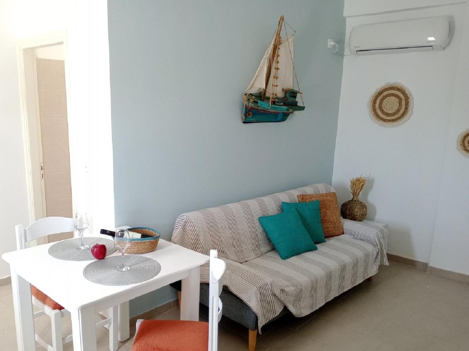 Alkyoni Parasporos holiday home