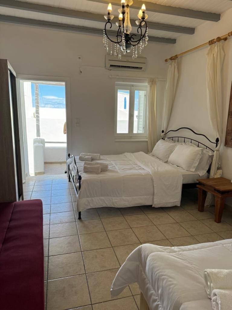 Harry’s studio photo 4